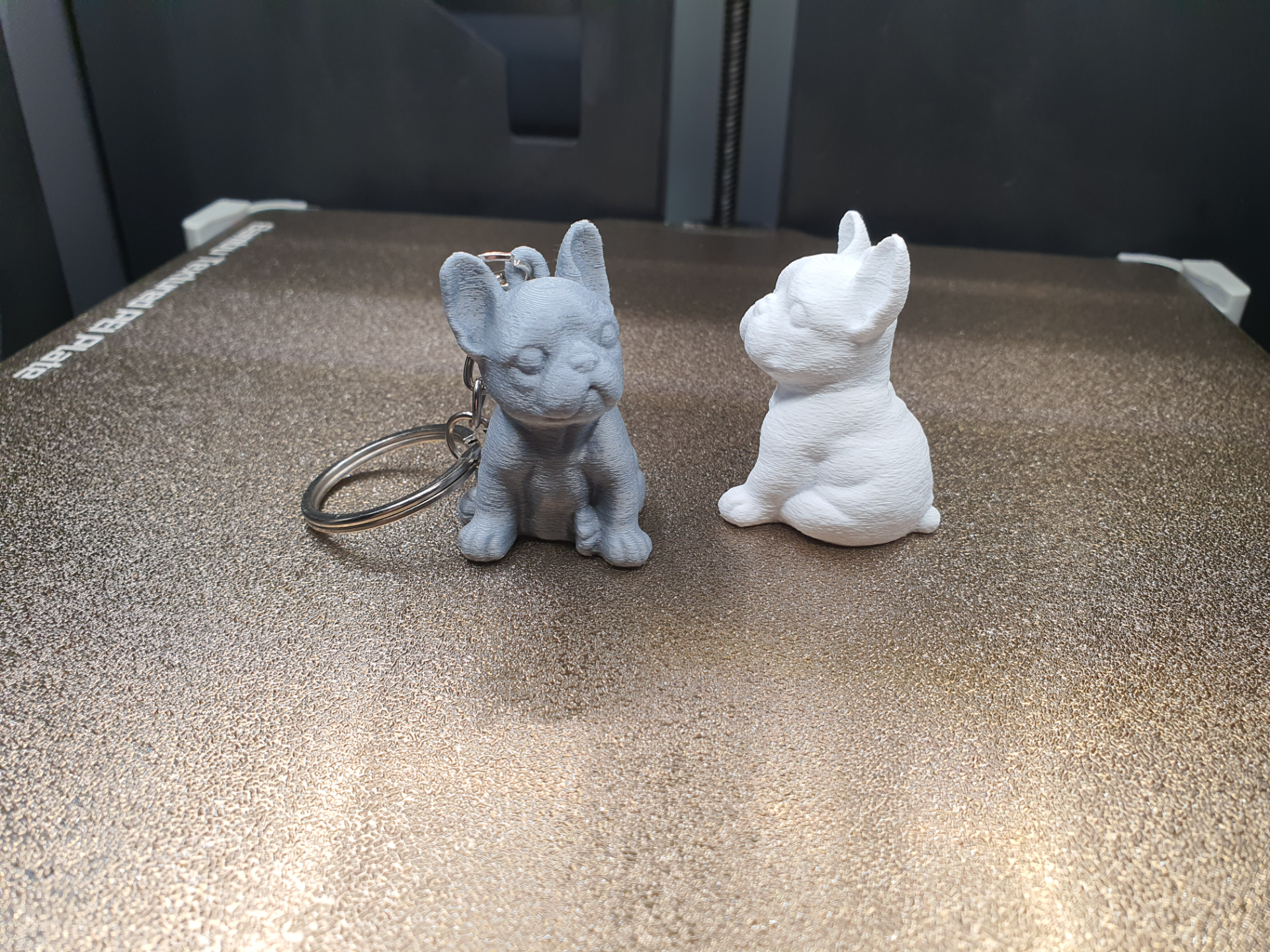 French Bulldog Keychain 44mm x 32mm – 3D Printed Dog Keyring
