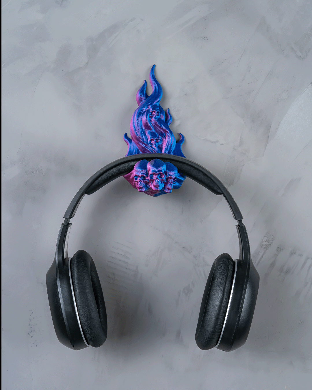 Dark_Ember_Headphone_Holder1_3dfbc36713.png