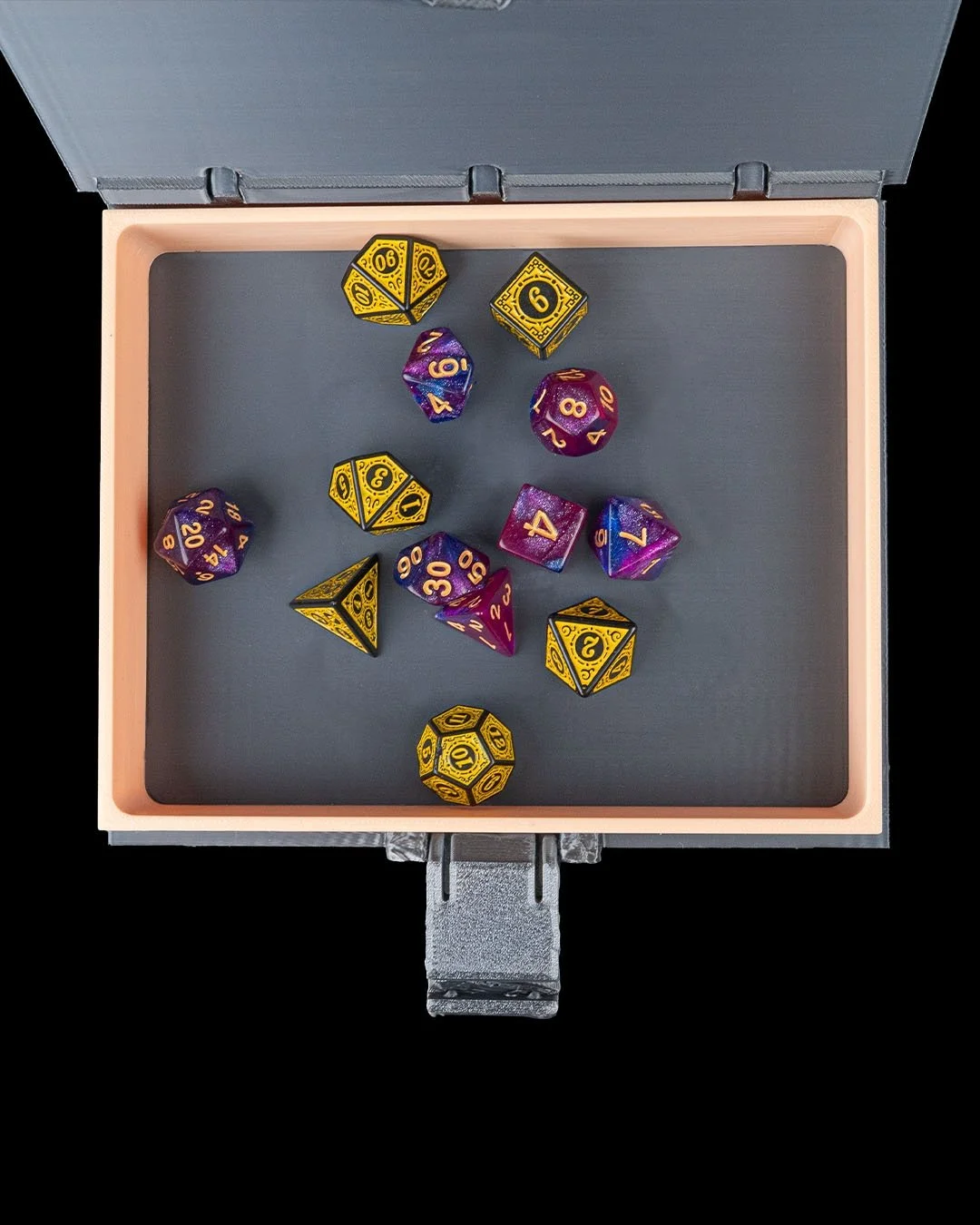 Eye_Roll_Dice_Box_and_Tray8_123e4025ee.jpg