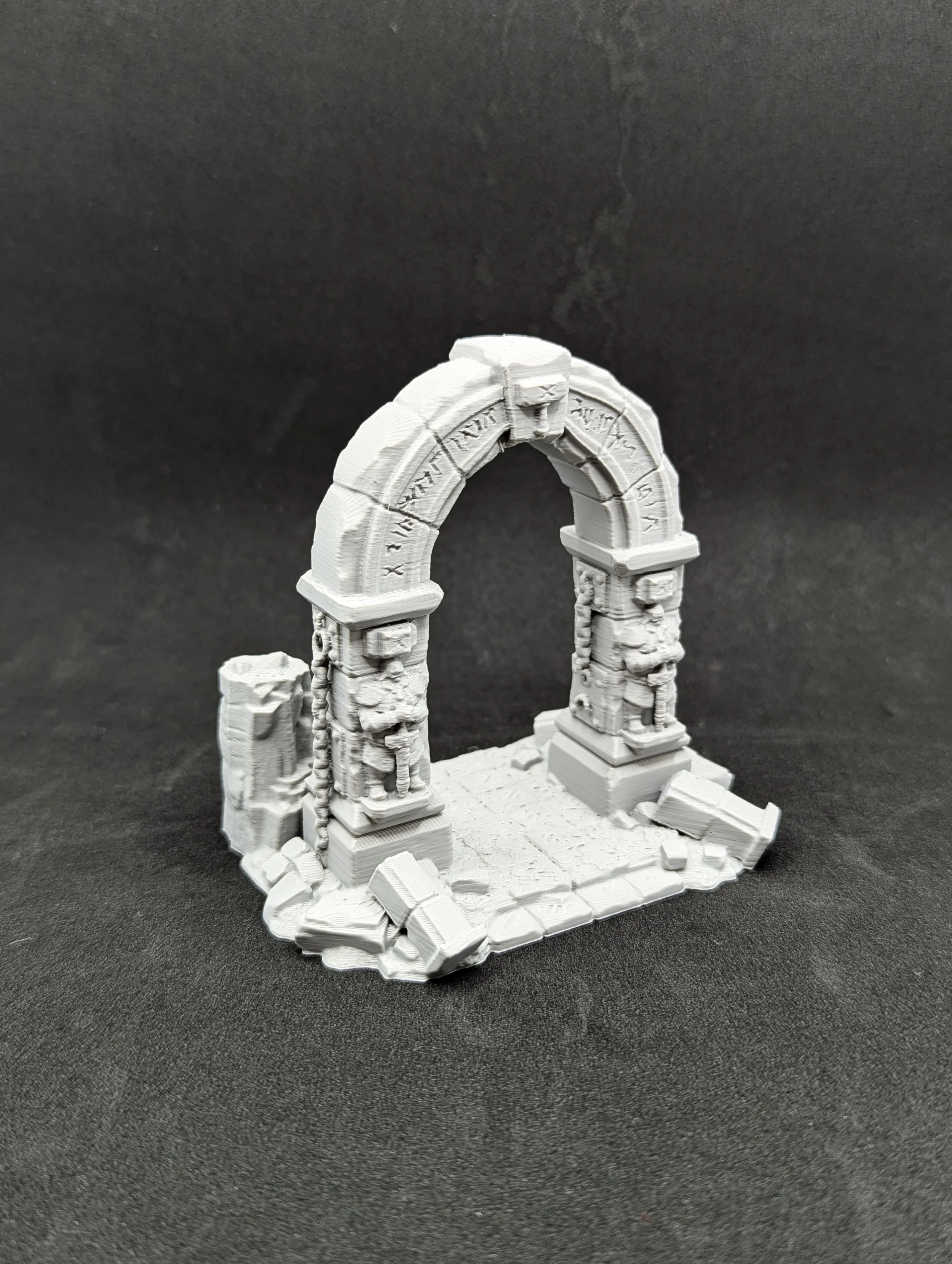Fantasy Ruined Archway Terrain 90mm Tall x 94mm Wide (Approx) – 3D Printed Tabletop Scenery for D&D / RPG / Wargaming