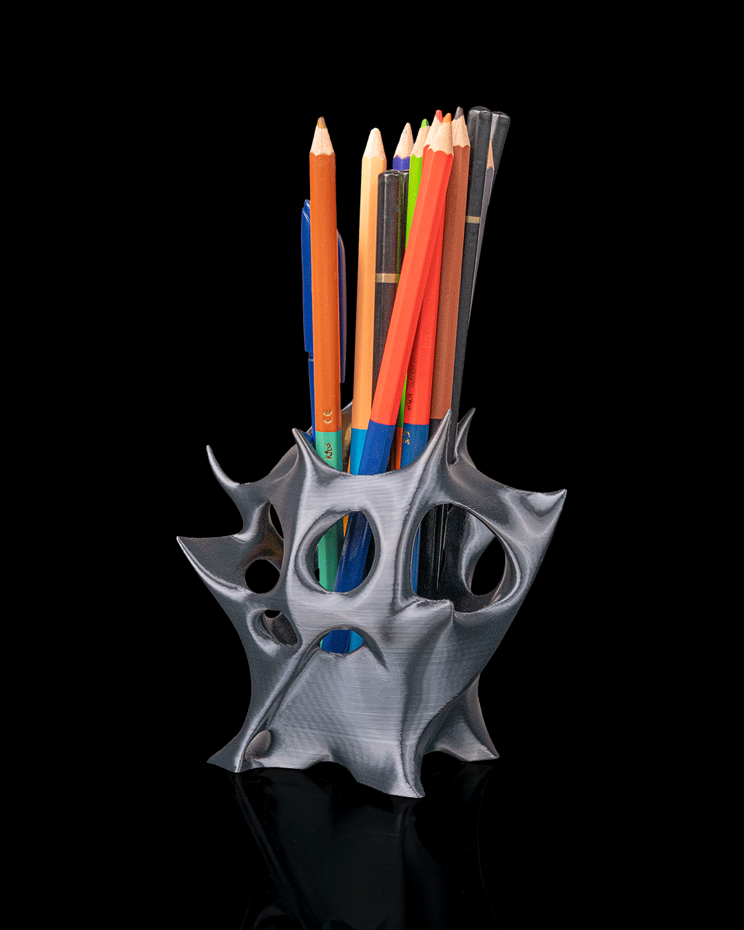 Sculpted Pen Holder Desk Organiser