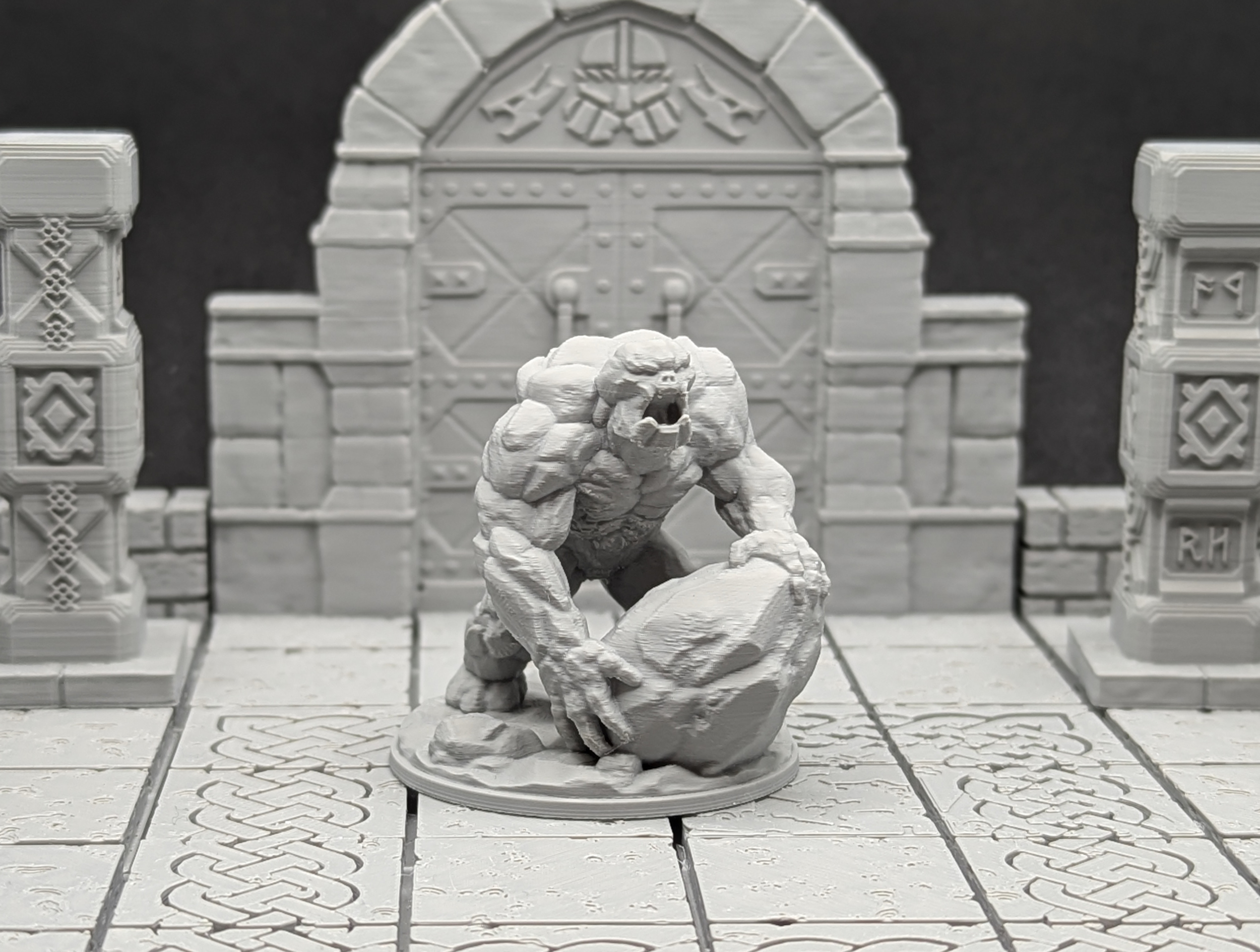 Rock Brute Golem Miniature 45mm x 44mm – 3D Printed D&D RPG Monster