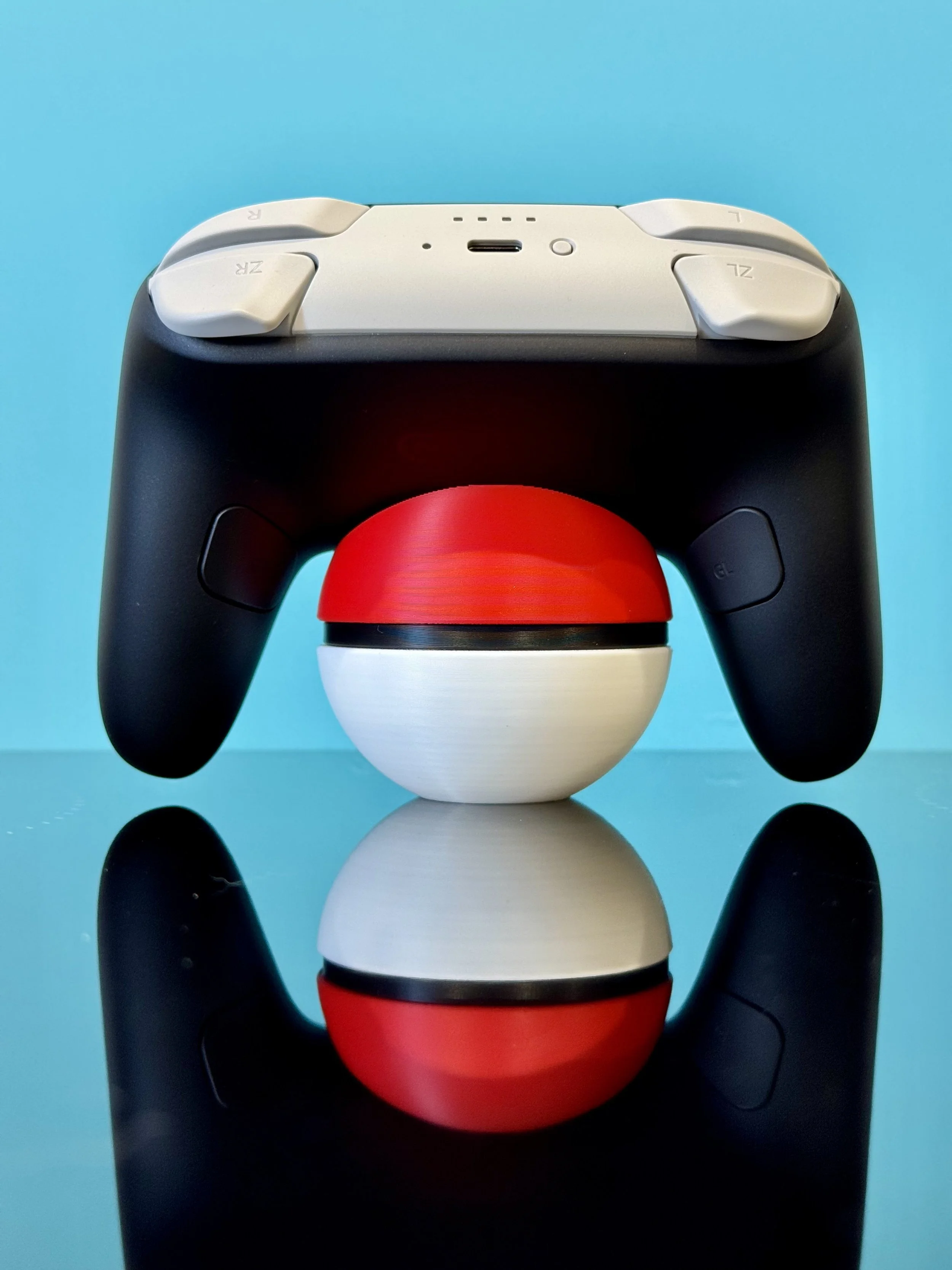 Nintendo Switch 2 Poke Ball Pro Controller stand6.jpg