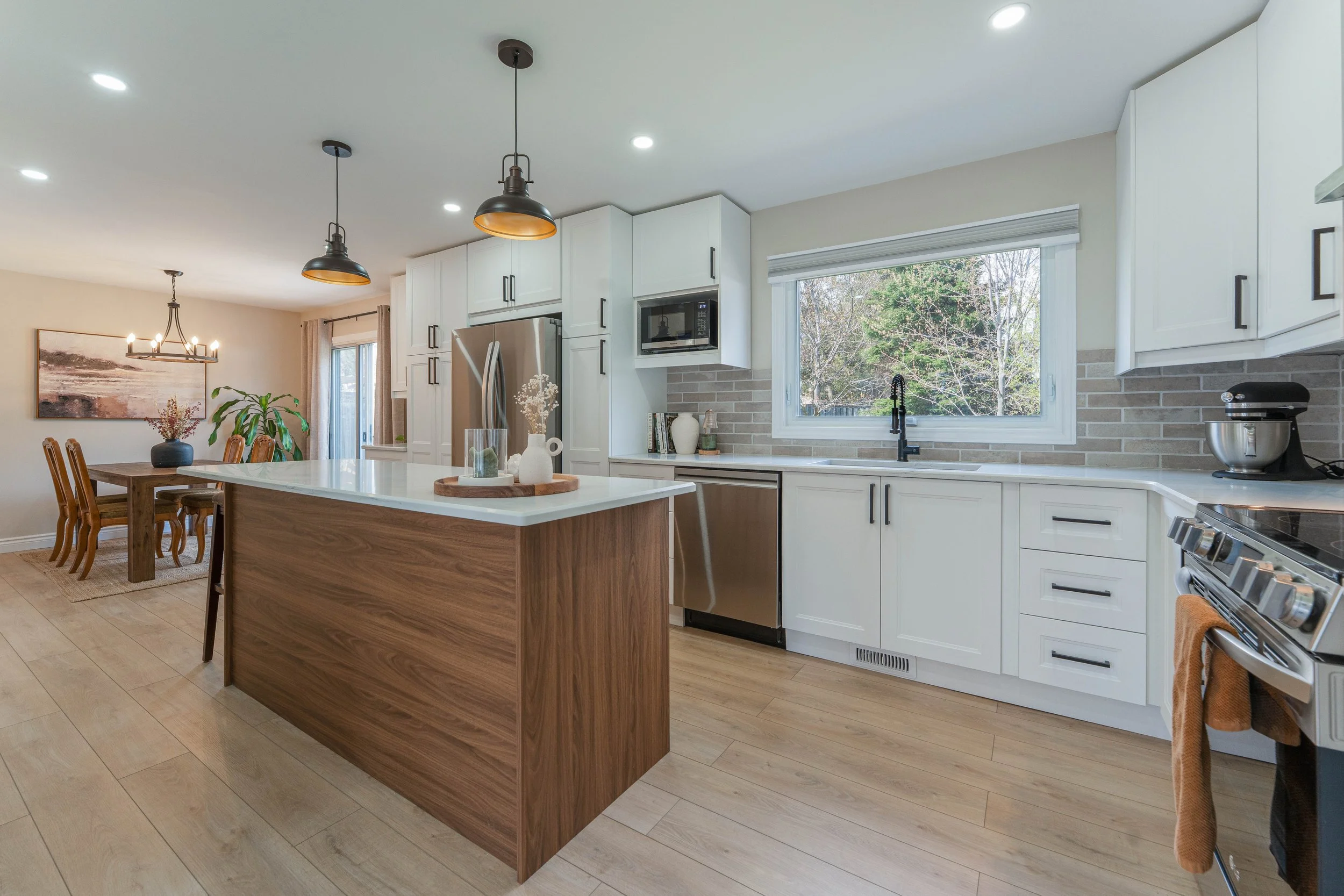 24 McGuire Crescent-11.jpg