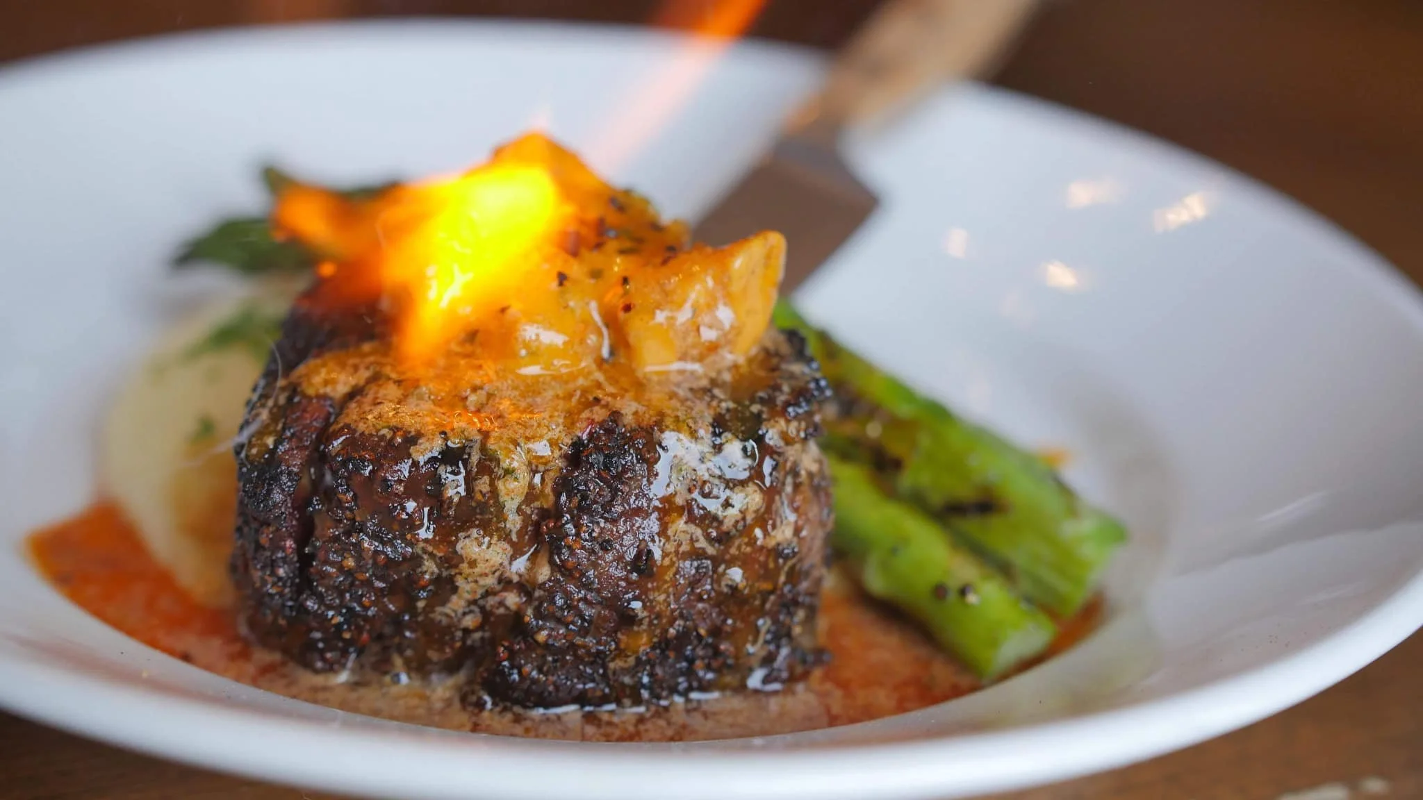 Grilled Steak, Steakhouse, Professional Chef