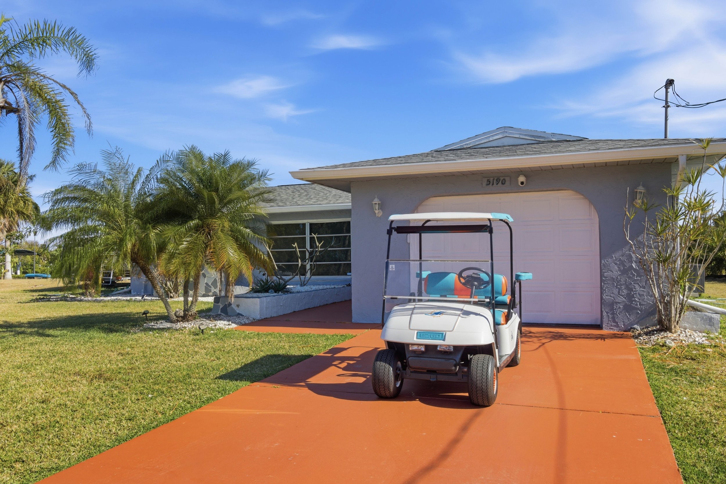 FRONT EXTERIOR 4.jpg