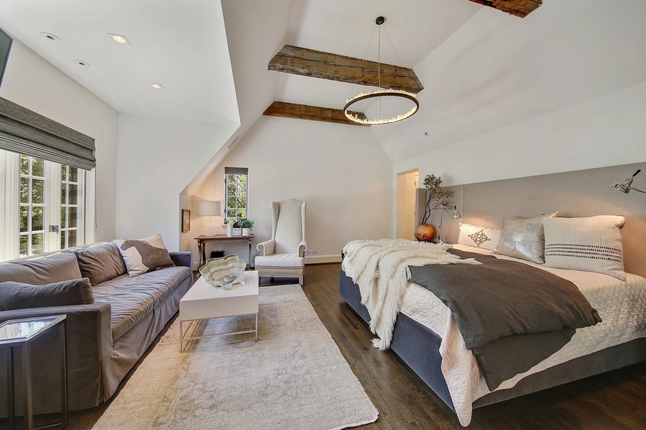 09_405E7thStreet_14_MasterBedroom_HiRes.JPG