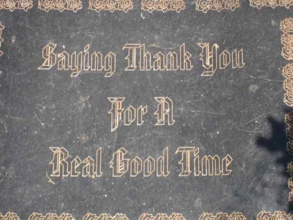 &nbsp; &nbsp; &nbsp; &nbsp; &nbsp; &nbsp; &nbsp; &nbsp; &nbsp; &nbsp;The roadside Jerry memorial. My sentiments exactly.