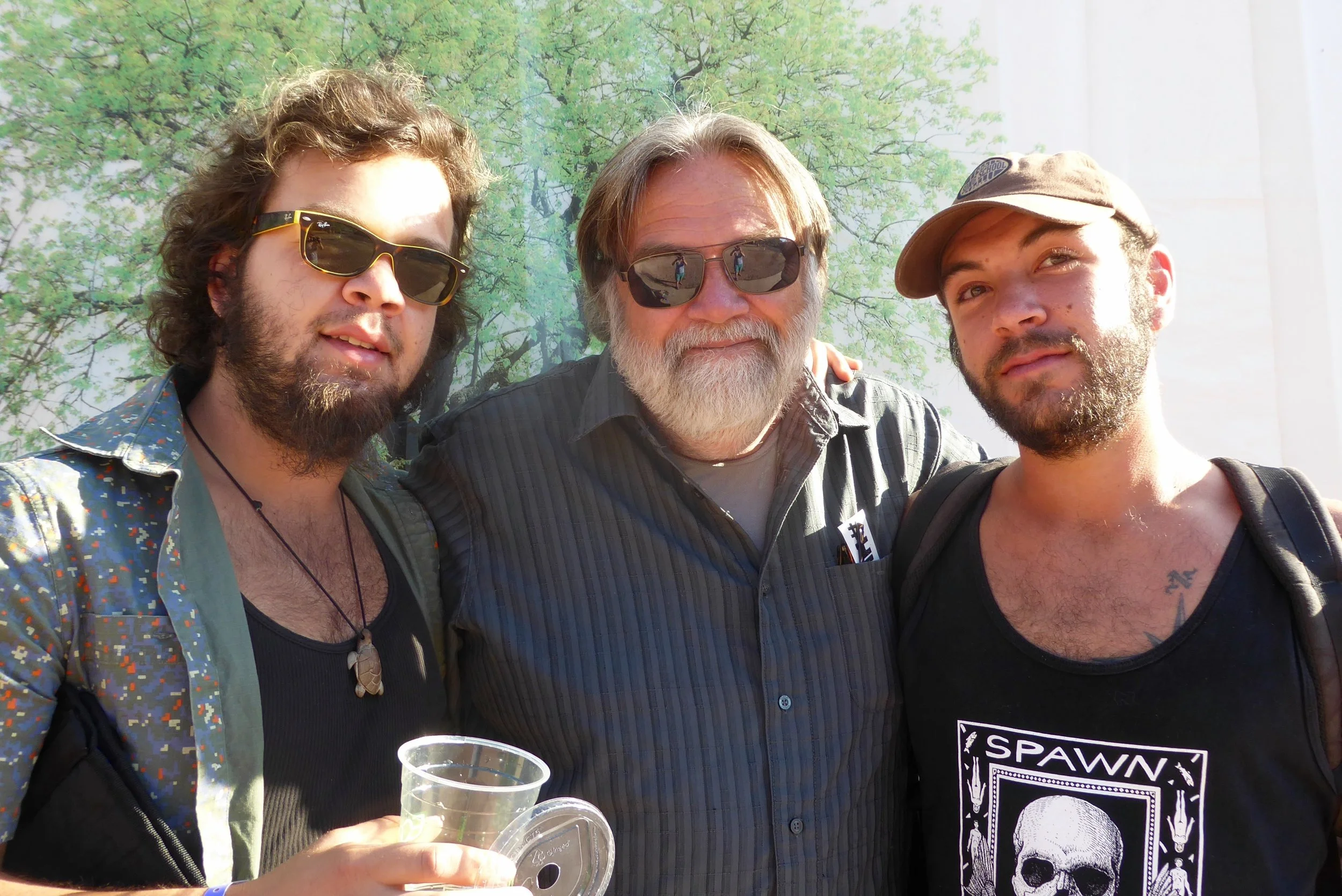 &nbsp; &nbsp; &nbsp; &nbsp; &nbsp; &nbsp; &nbsp; &nbsp; &nbsp; &nbsp; &nbsp; &nbsp; &nbsp; &nbsp; &nbsp; &nbsp; &nbsp; &nbsp; &nbsp; &nbsp; &nbsp; &nbsp;The 3 Stooges: Beer Nut, Dad Nut, and Train Nut