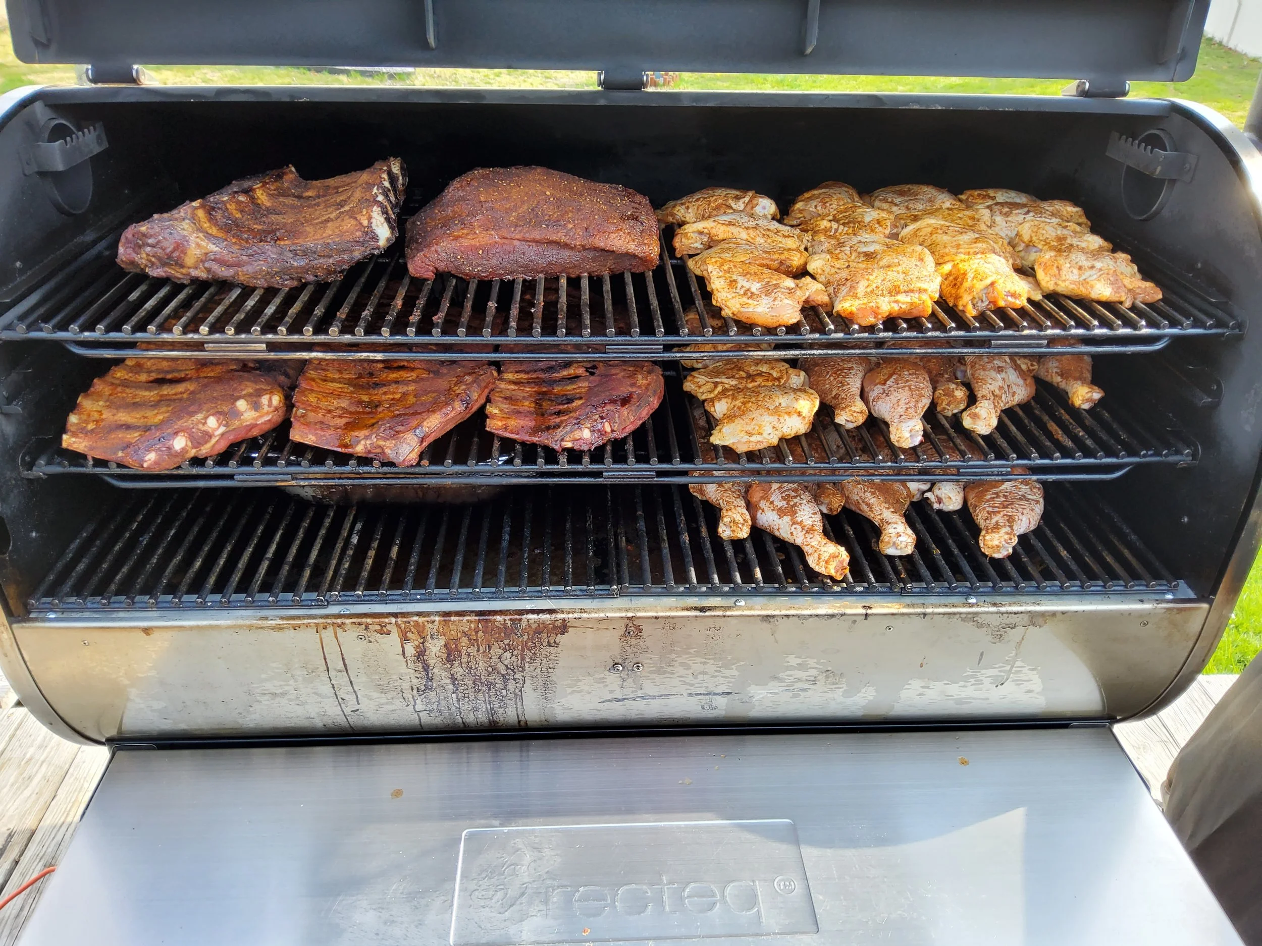 ribs & chicken on grill.jpg