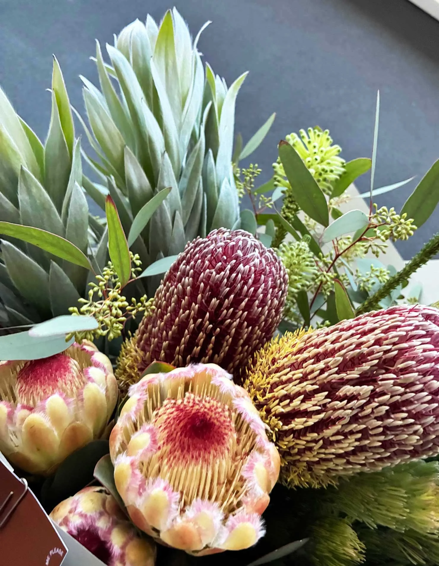 THRU_Into-the-wild-bouquet_0514.jpg