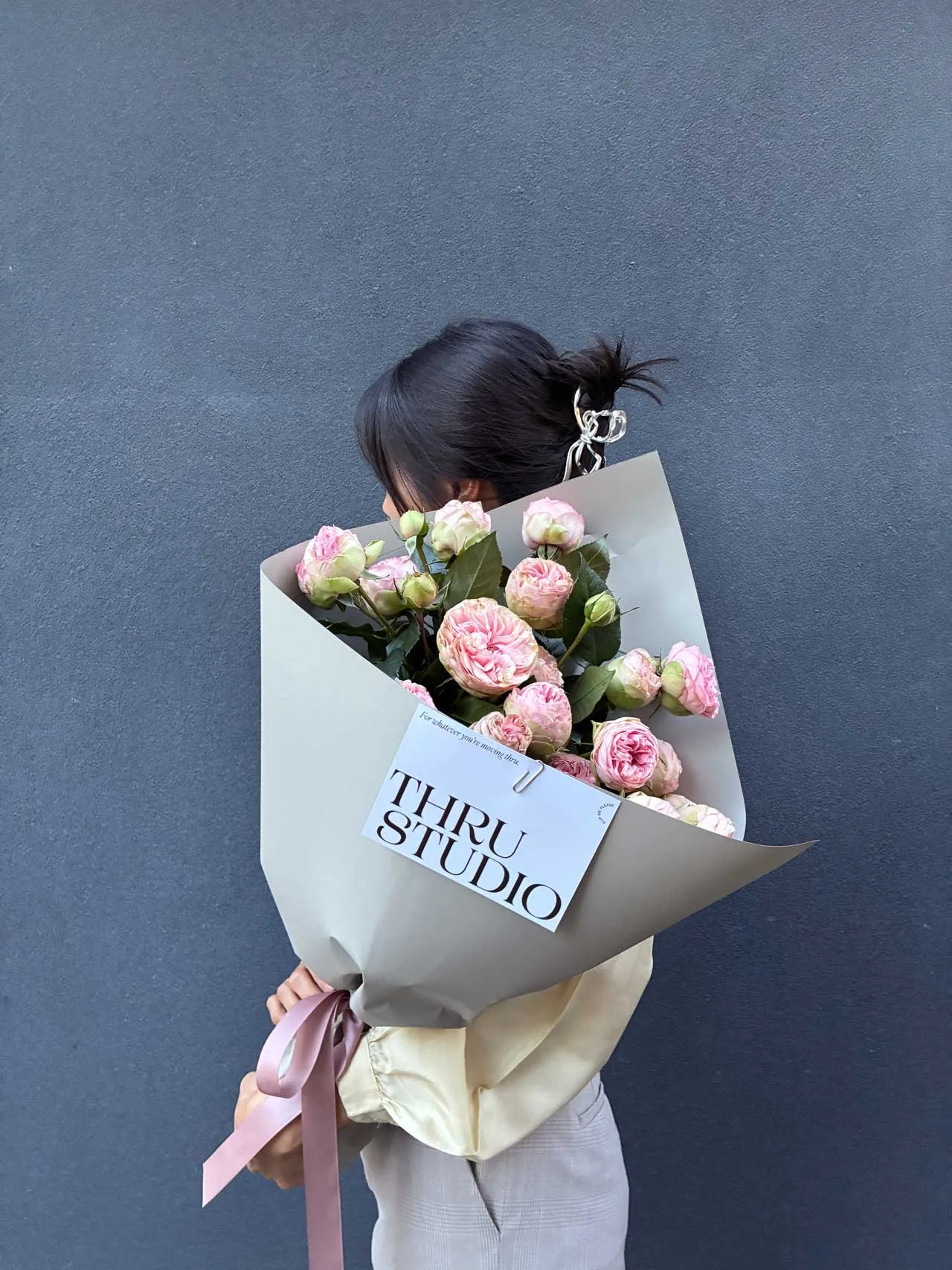 THRU_Roses-bouquet_0433.jpg