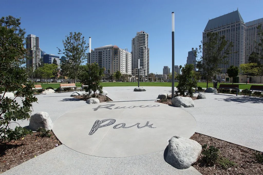 Signage in Public Spaces (Murals) (Recognition)