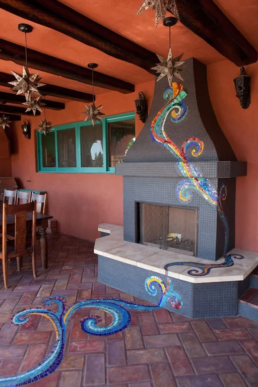"Casa de Glory" (Fireplace, hearth, floors, mural, pool & steps)