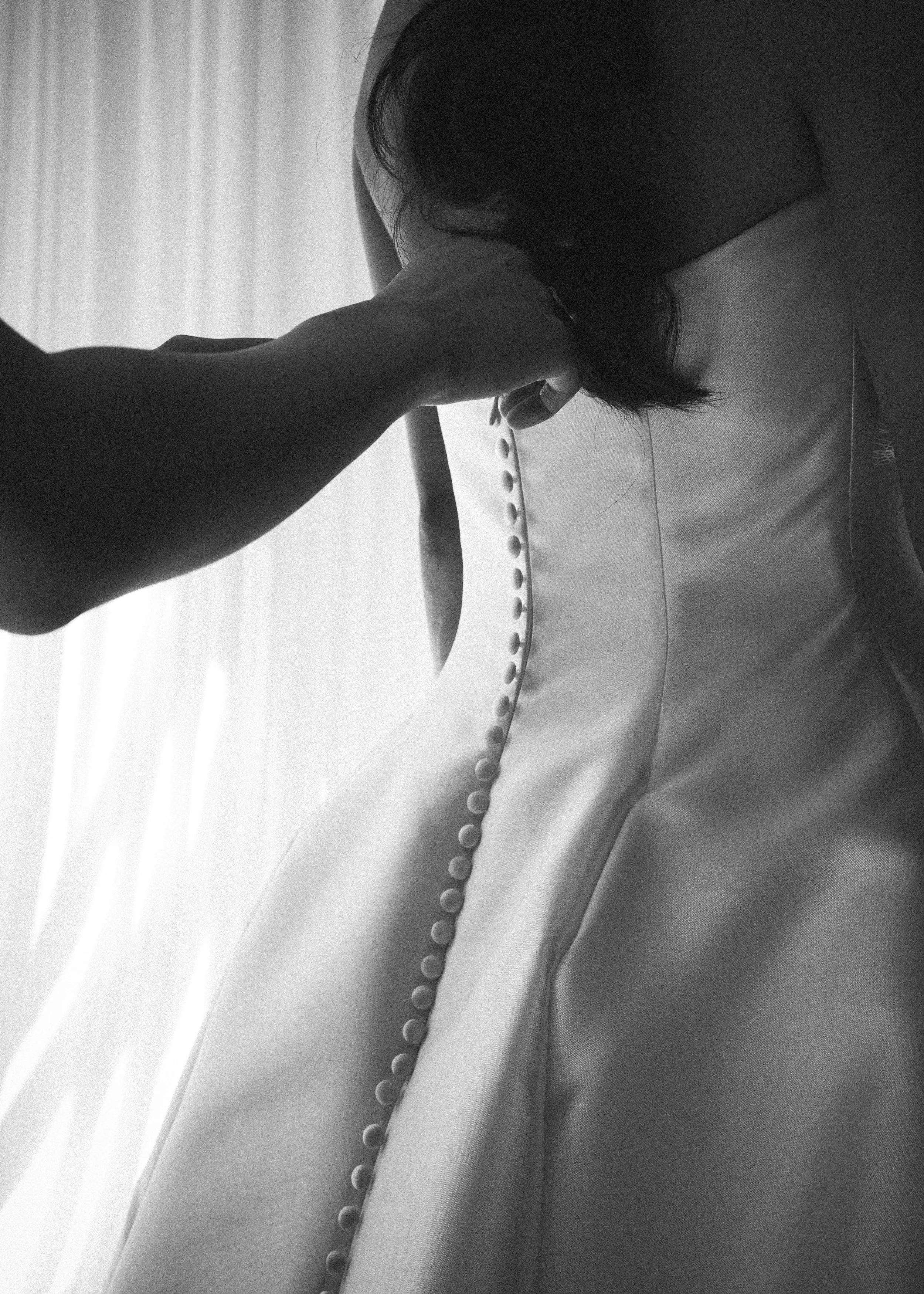 Jennifer-Getting-Ready-24.jpg