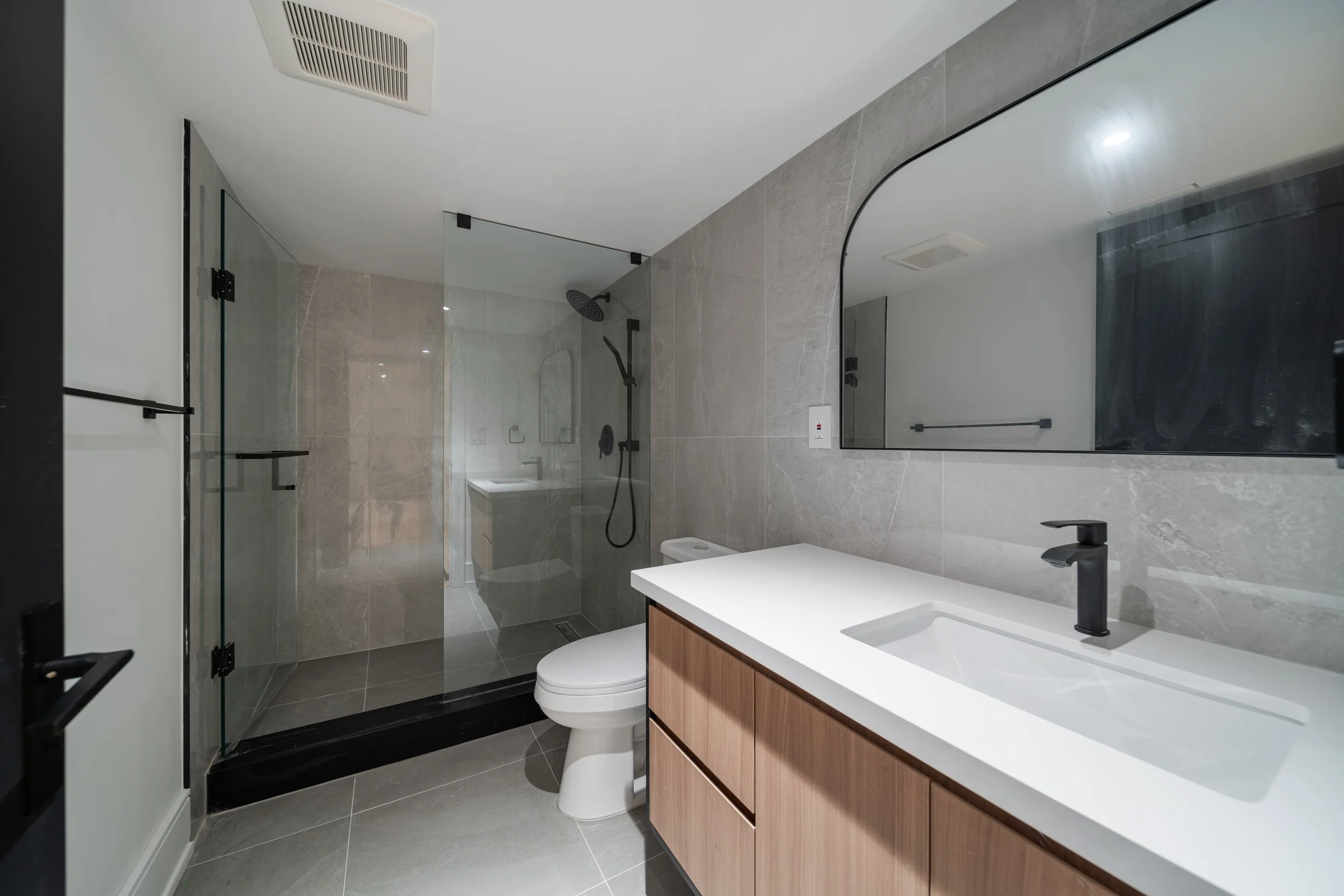 Asgard Bathrom 3.jpg