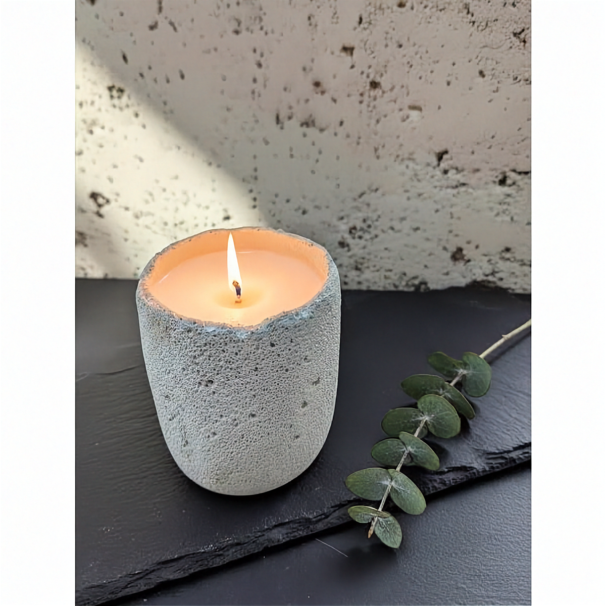Stone-spa-candle