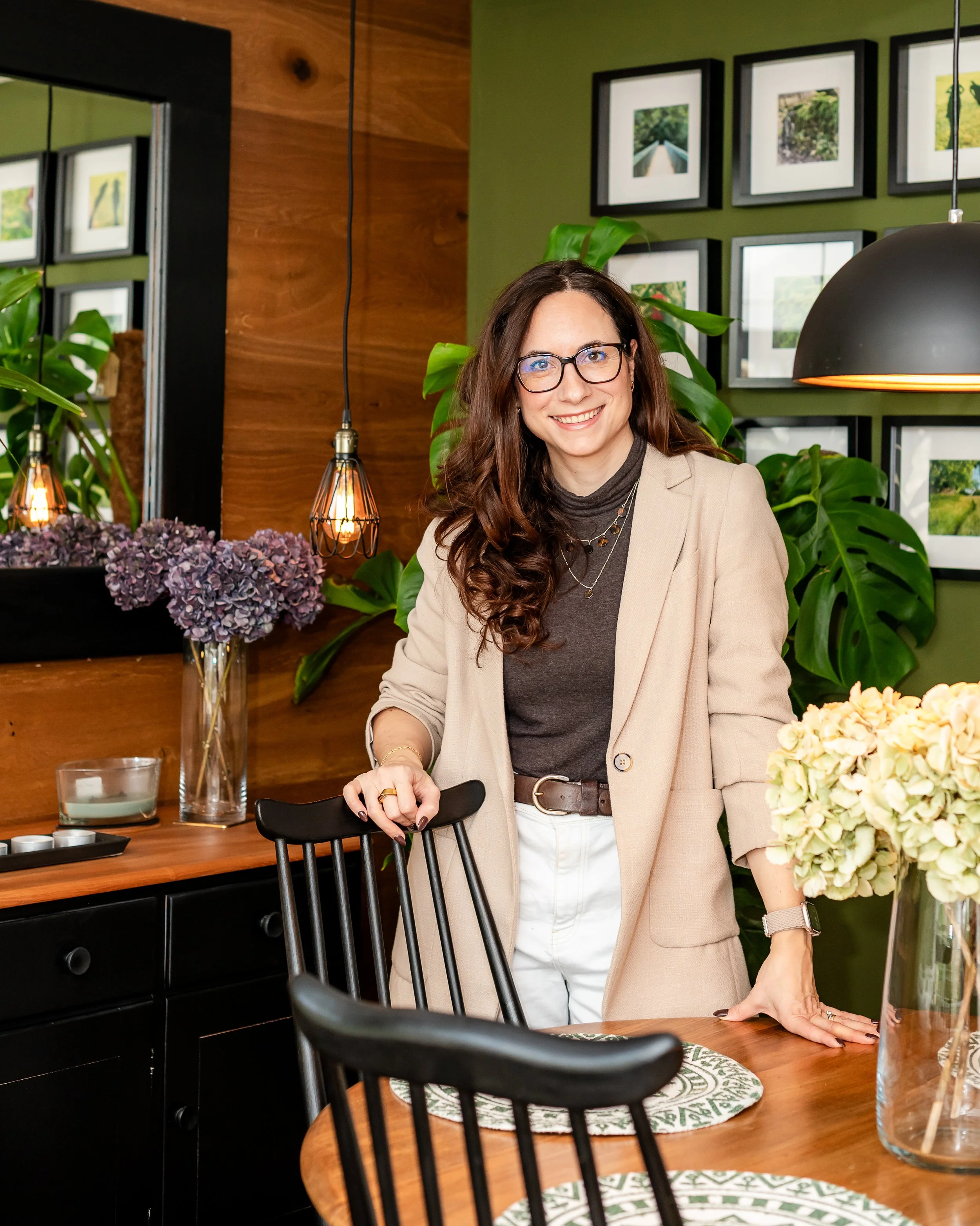 Luxury interior designer Federica of Studio Dimora helping homeowners create beautifully designed homes through thoughtful interior design and home renovation planning.