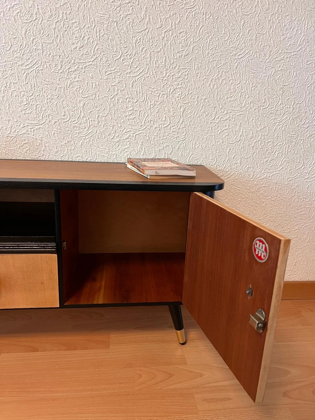 Mini cupboard details.jpg