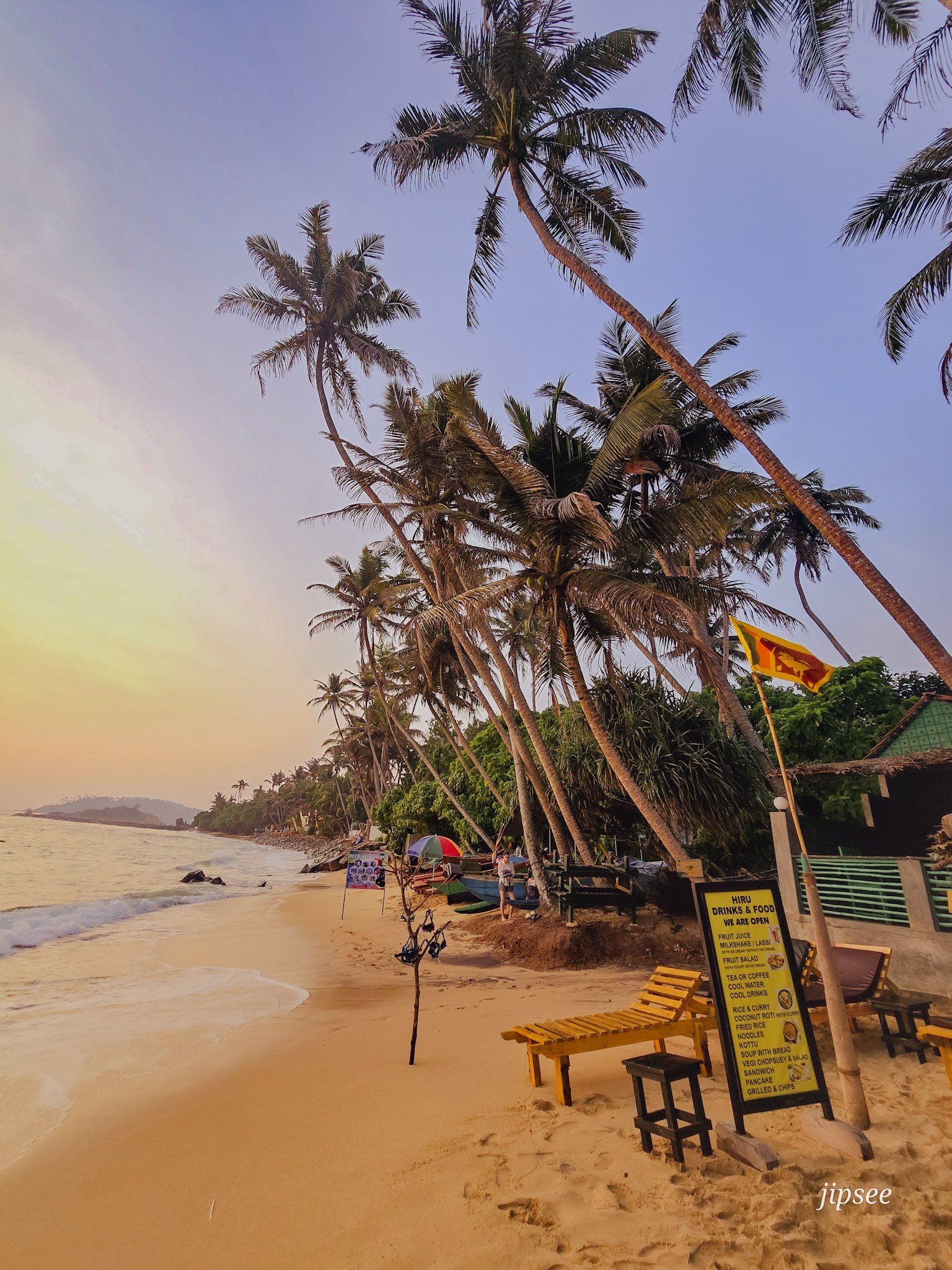 bord-de-plage-mirissa-sri-lanka.jpg