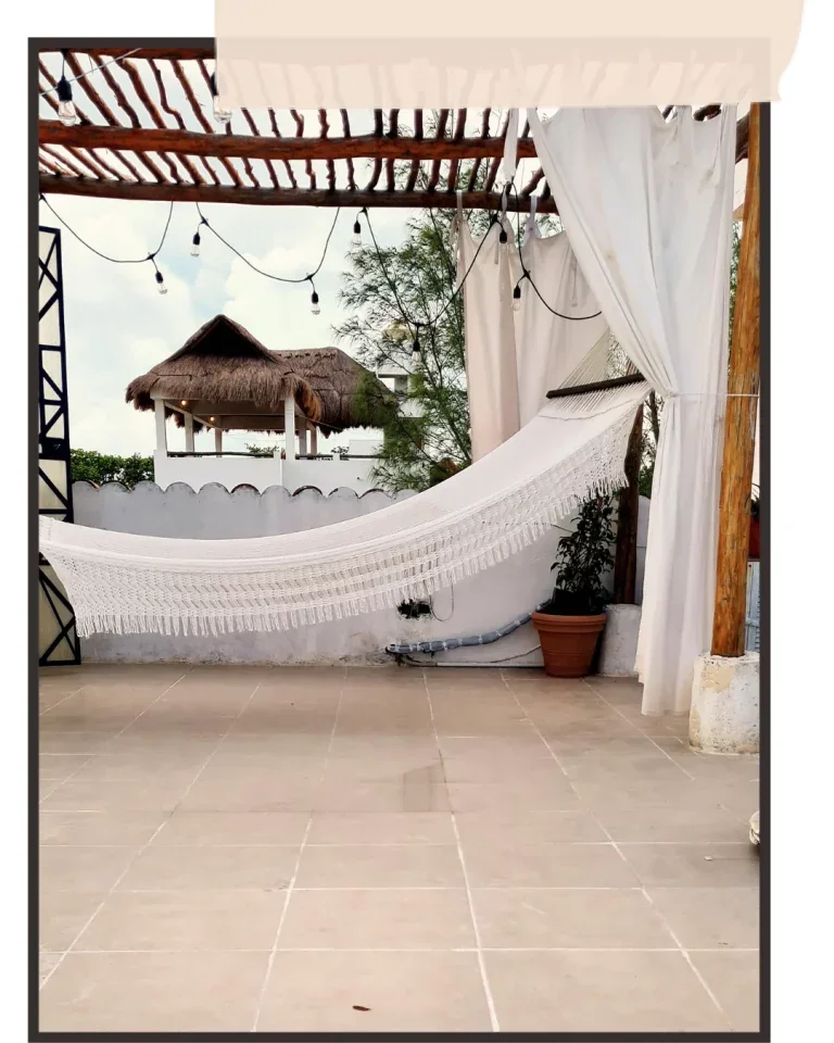terrasse-casa-lara-habitation-cancun-1-768x960.webp