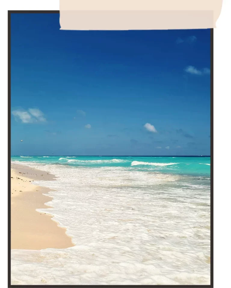cancun-zone-hoteliere-plage-1-768x960.webp