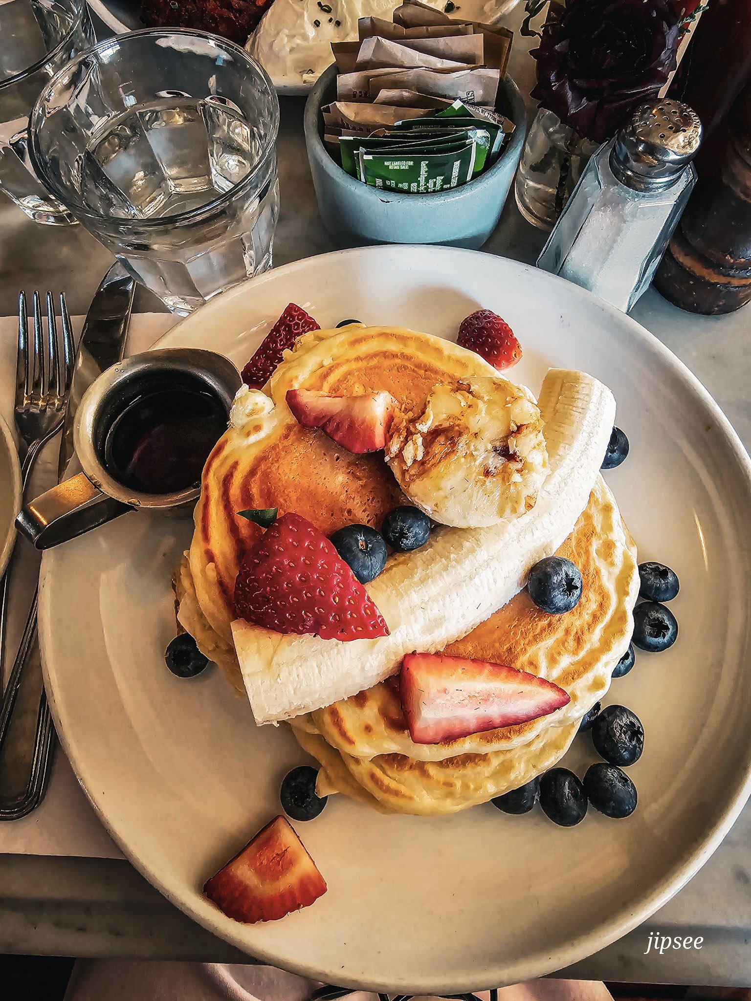 Dégustation de pancakes au Five leaves Brooklyn New York