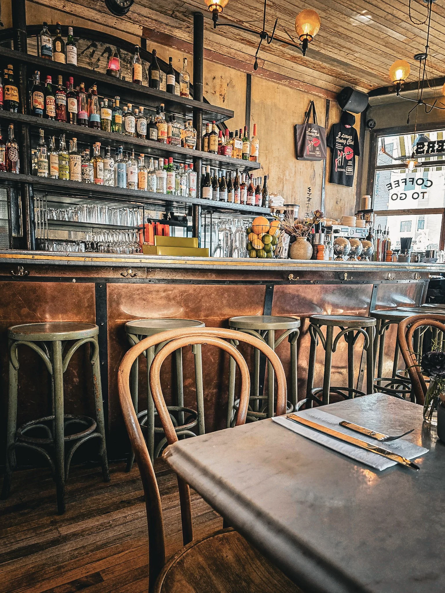 Ambiance bar restaurant brunch à Brooklyn 