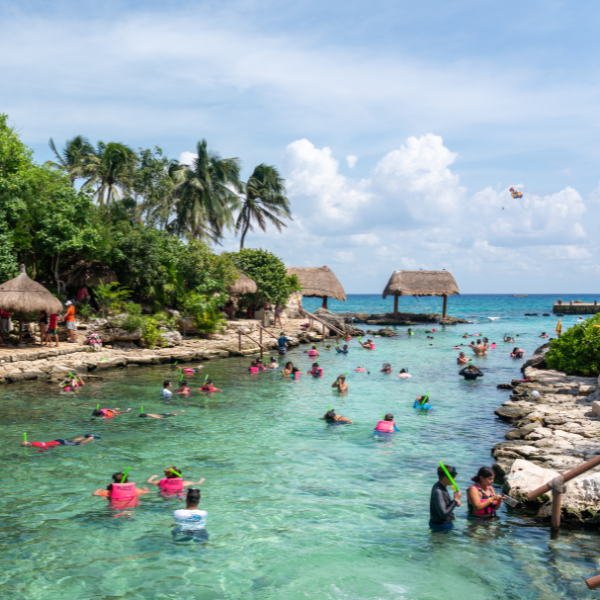 session snorkeling dans le lagon du parc x caret