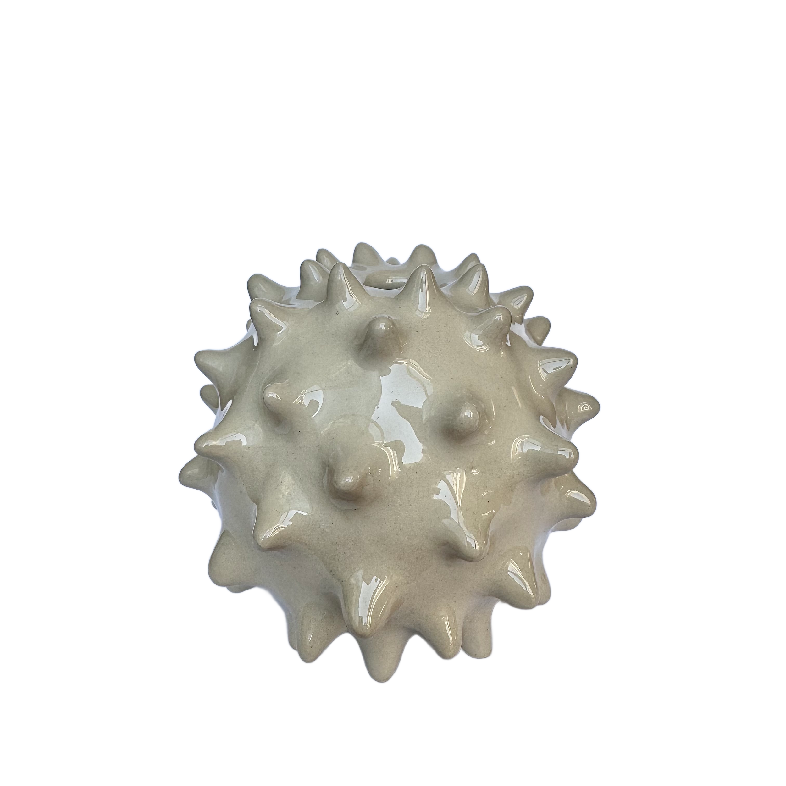 Mini spikey vase