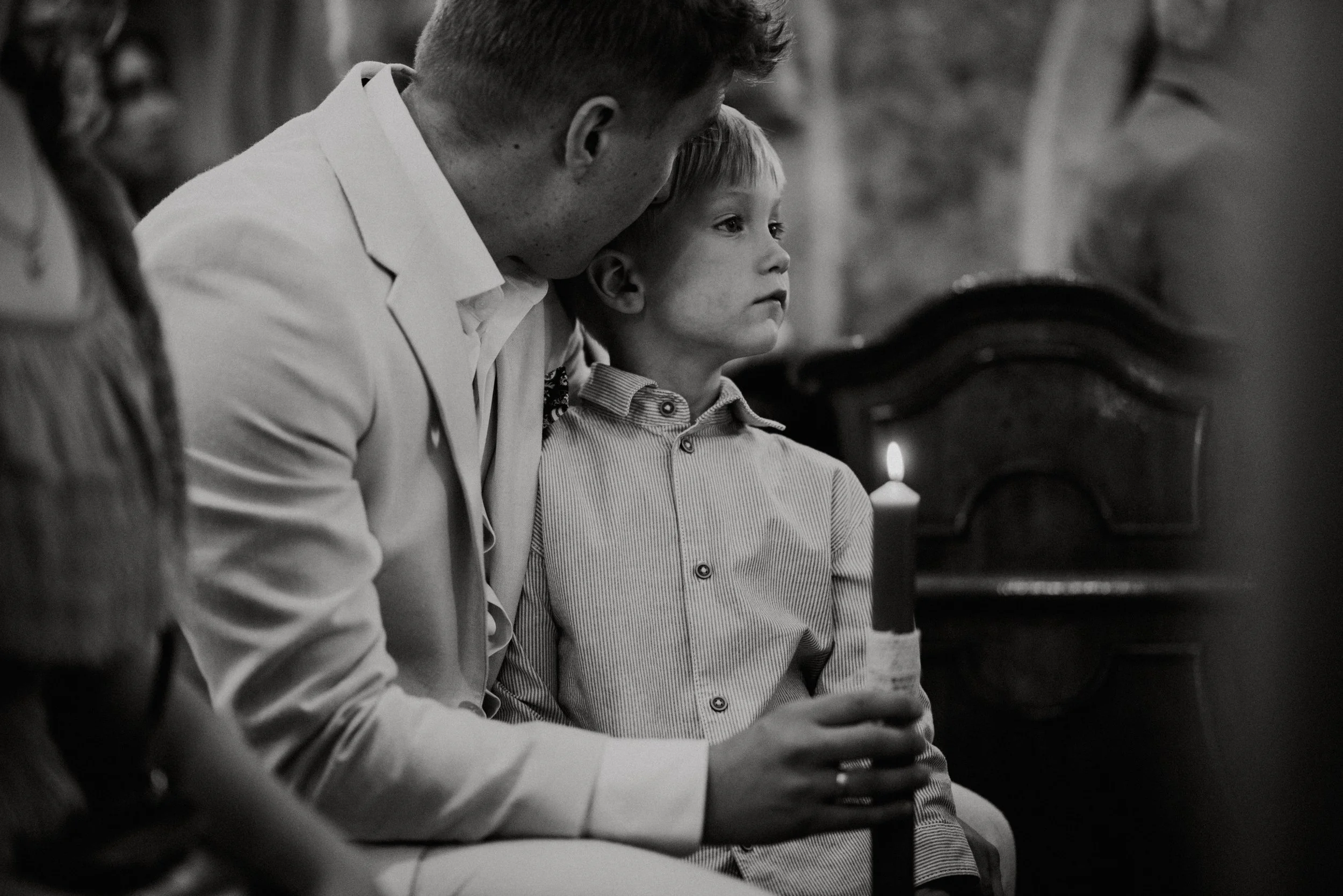 Uroczystość chrztu w Kościele.