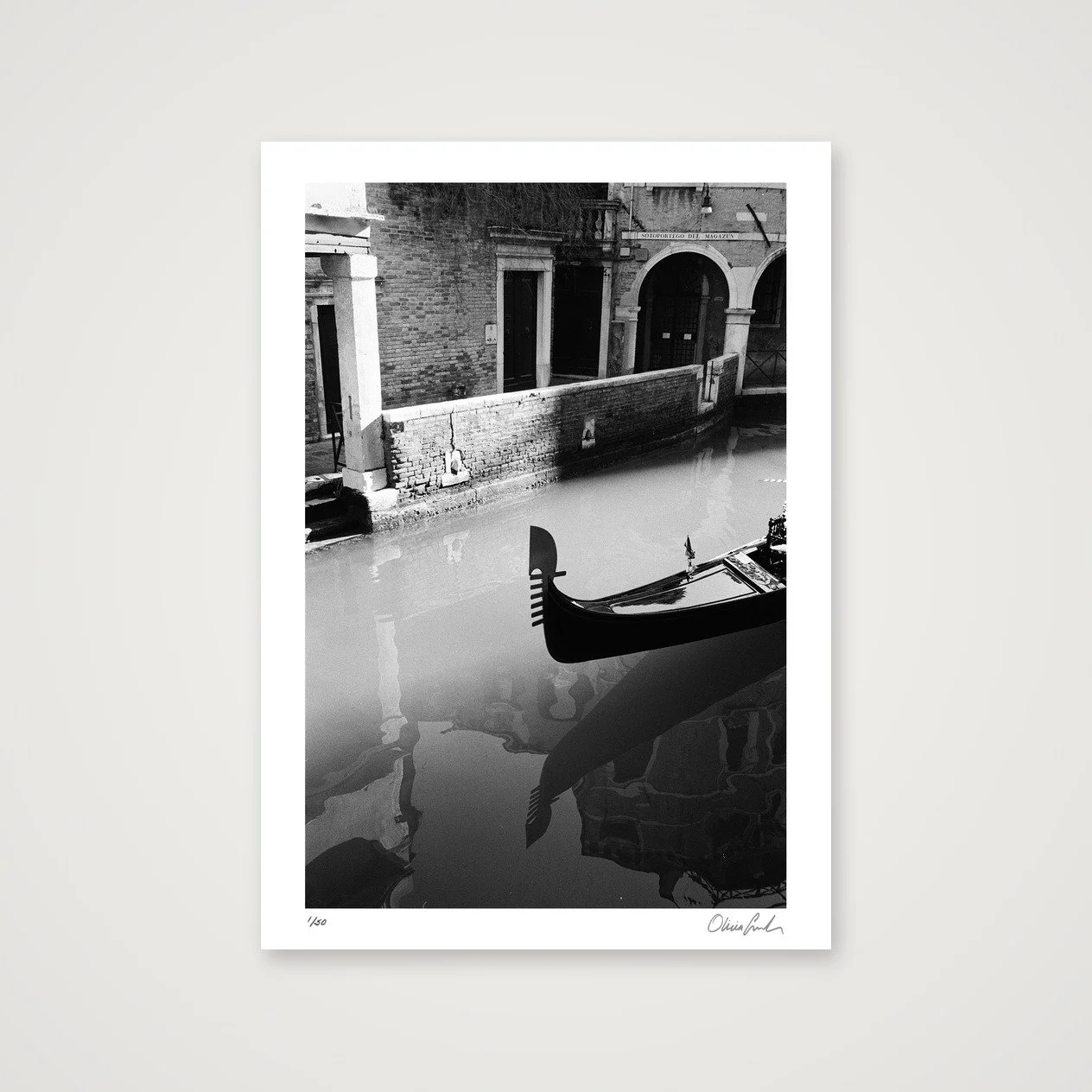 shot_table_5b3d2ea8_bd665b5c.jpg