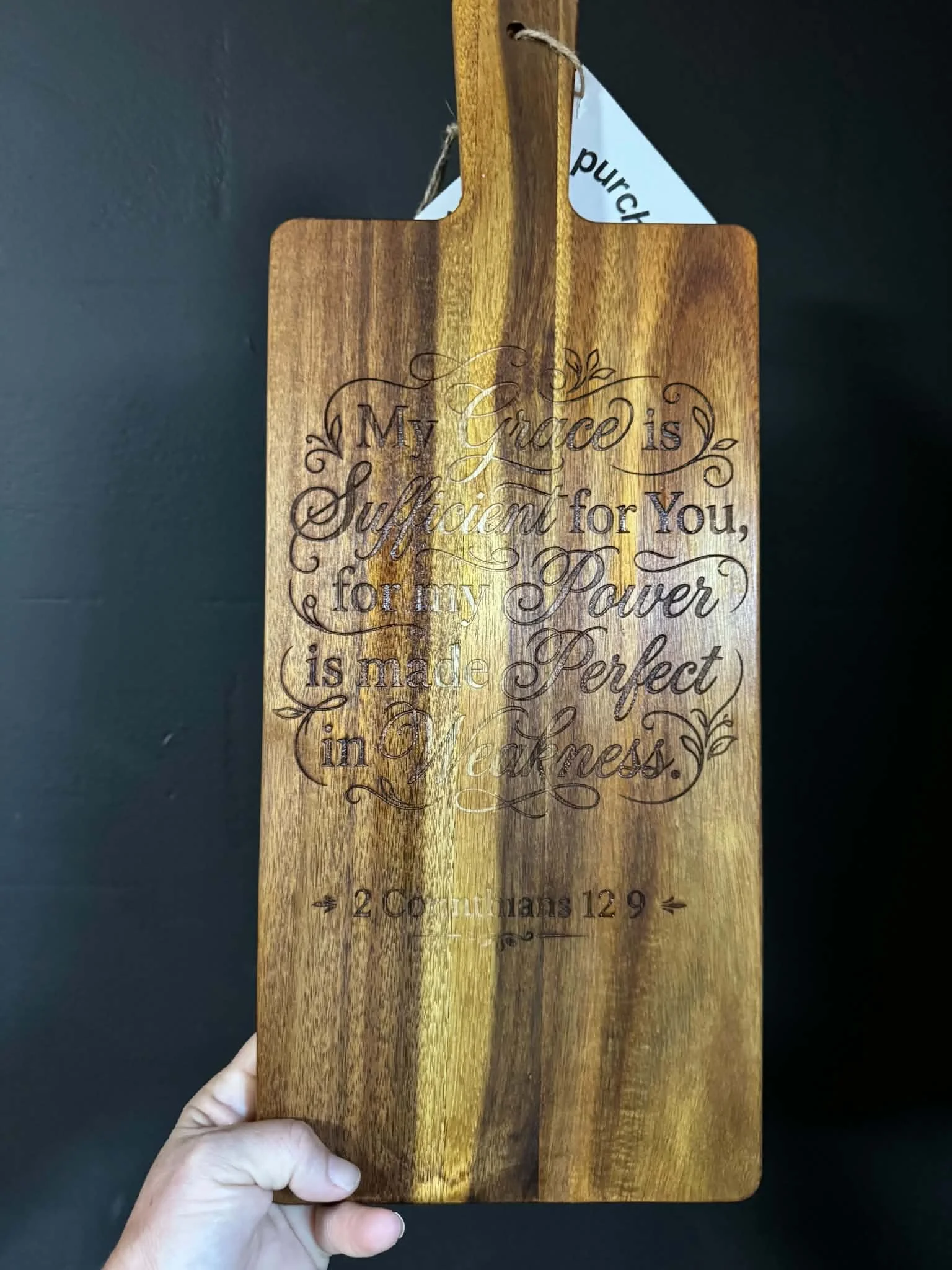 Acacia wood cutting board