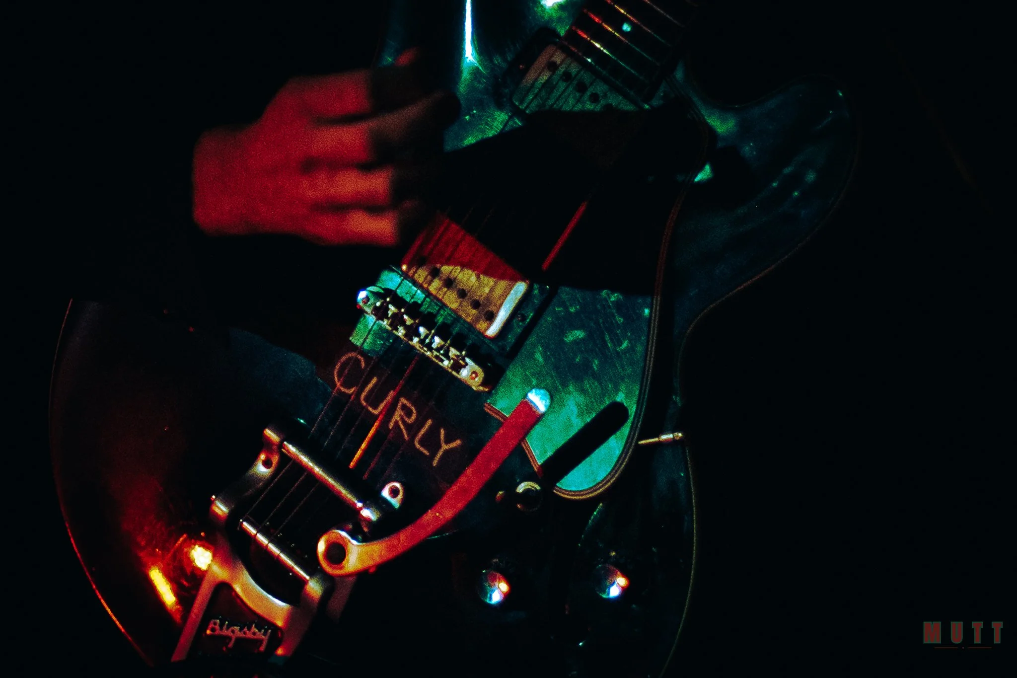 000_9372.jpg