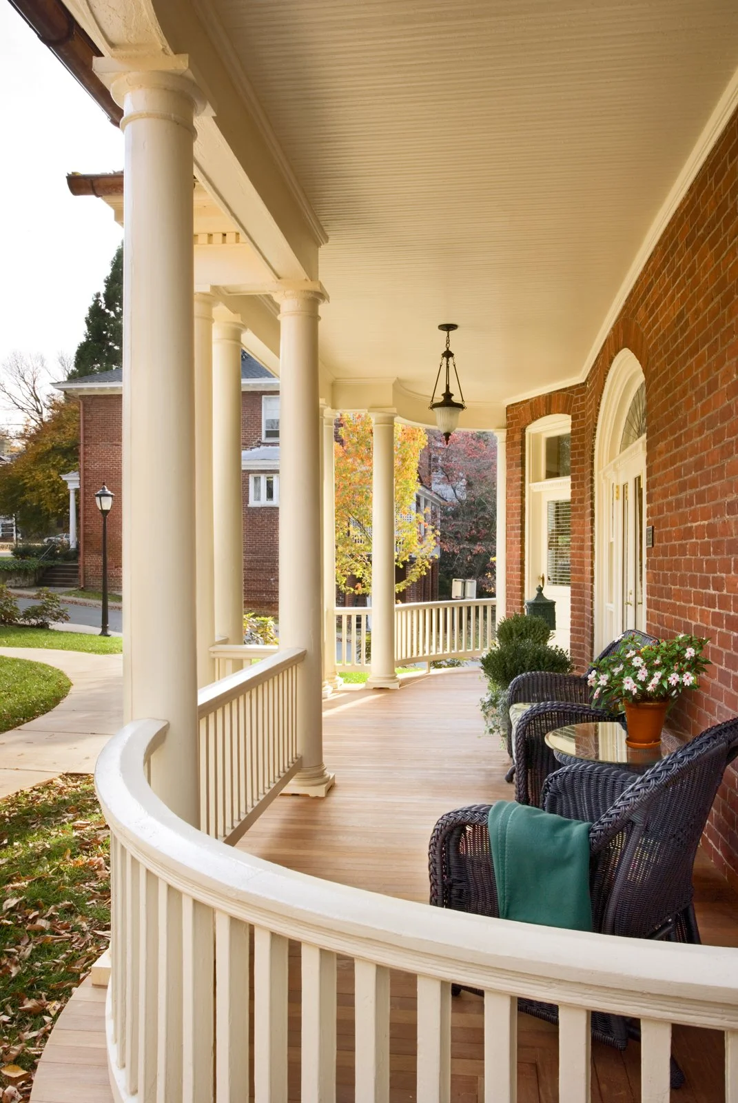 PORCH.jpg