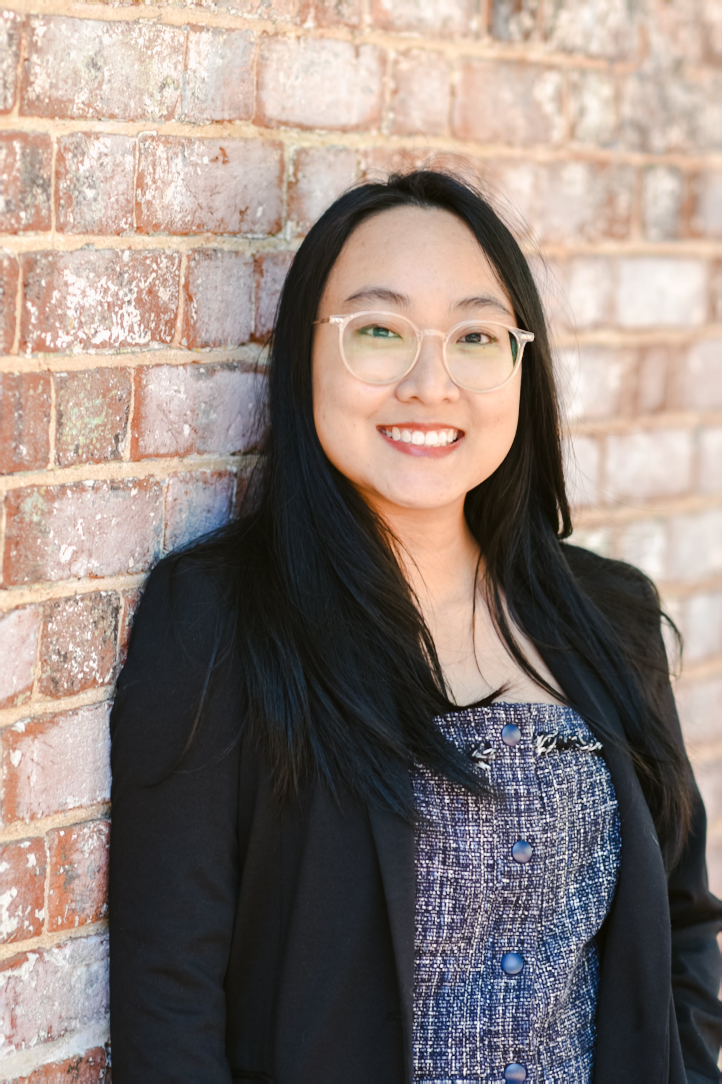 Vy Do, Design Associate