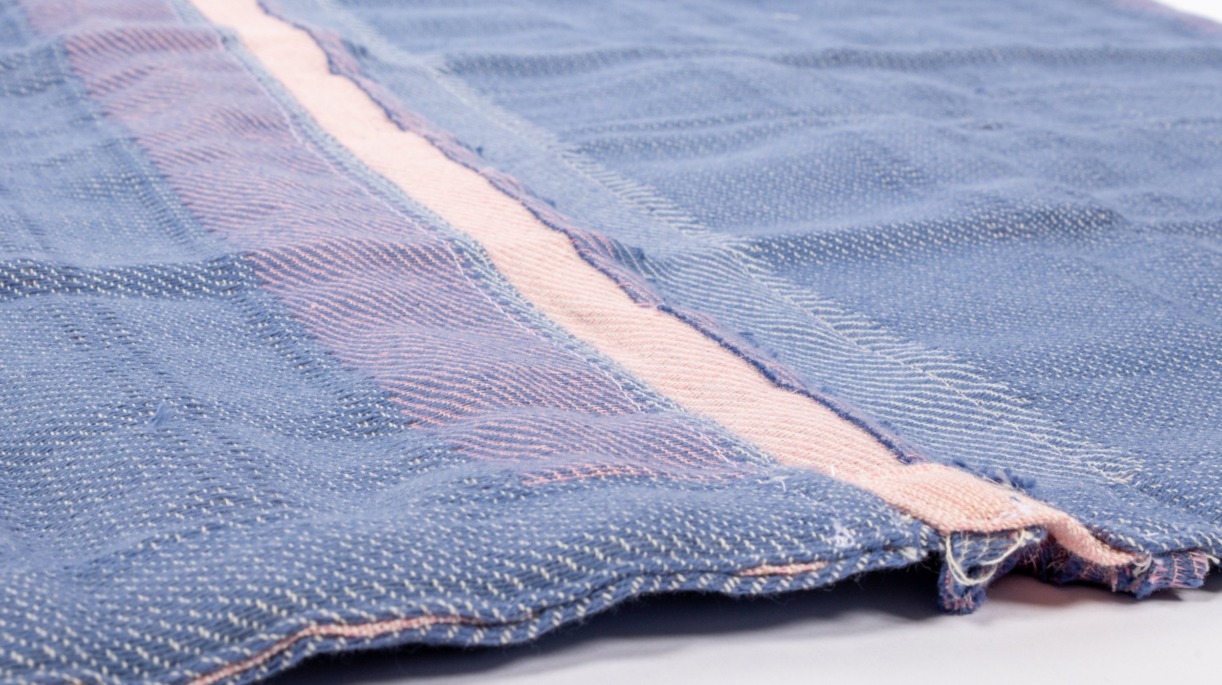 When first woven AnimaTo appears to be an ordinary kitchen towel.