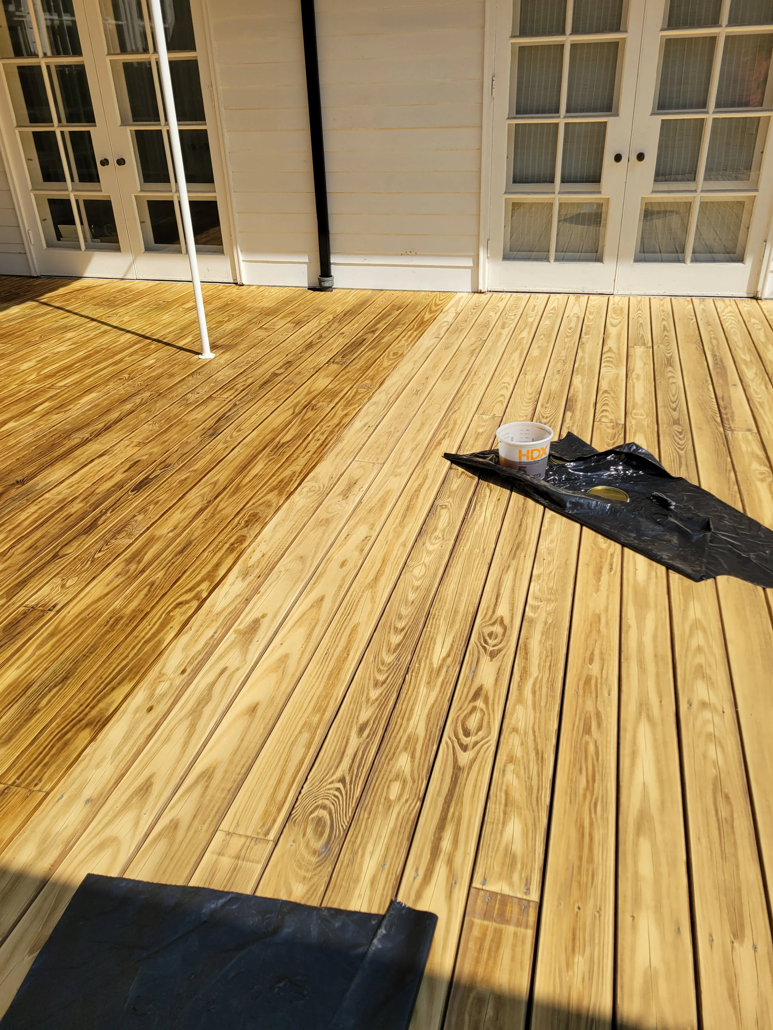 deckstaing.jpg