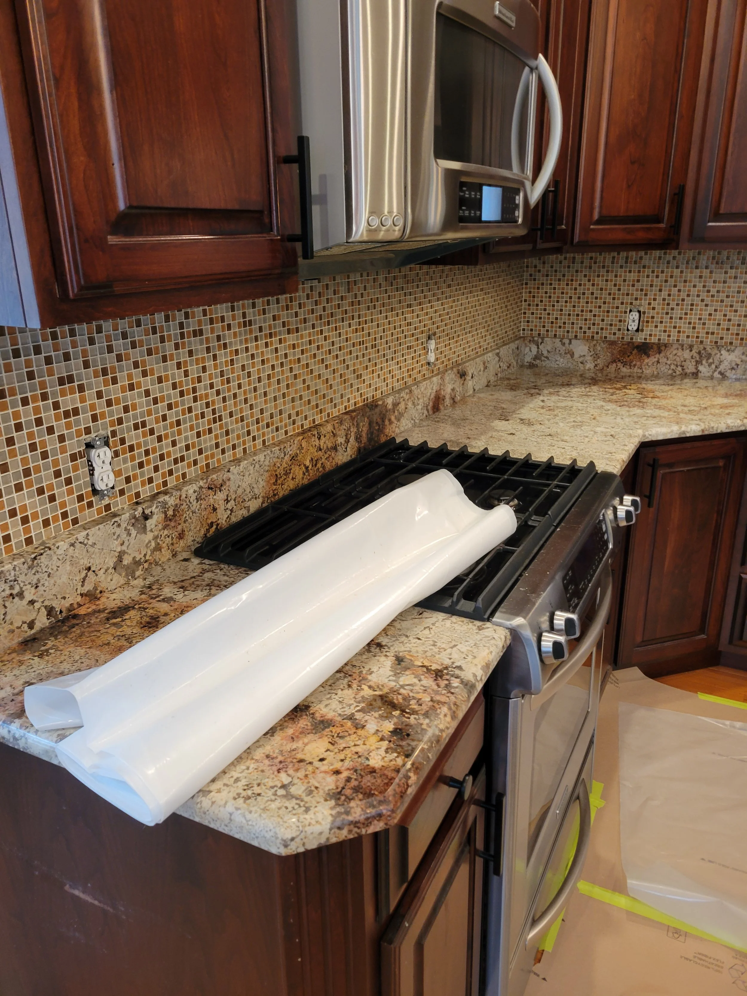 backsplashb4(1).jpg