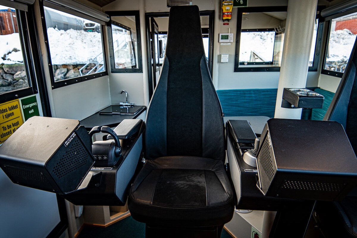 1300-Car4.jpg