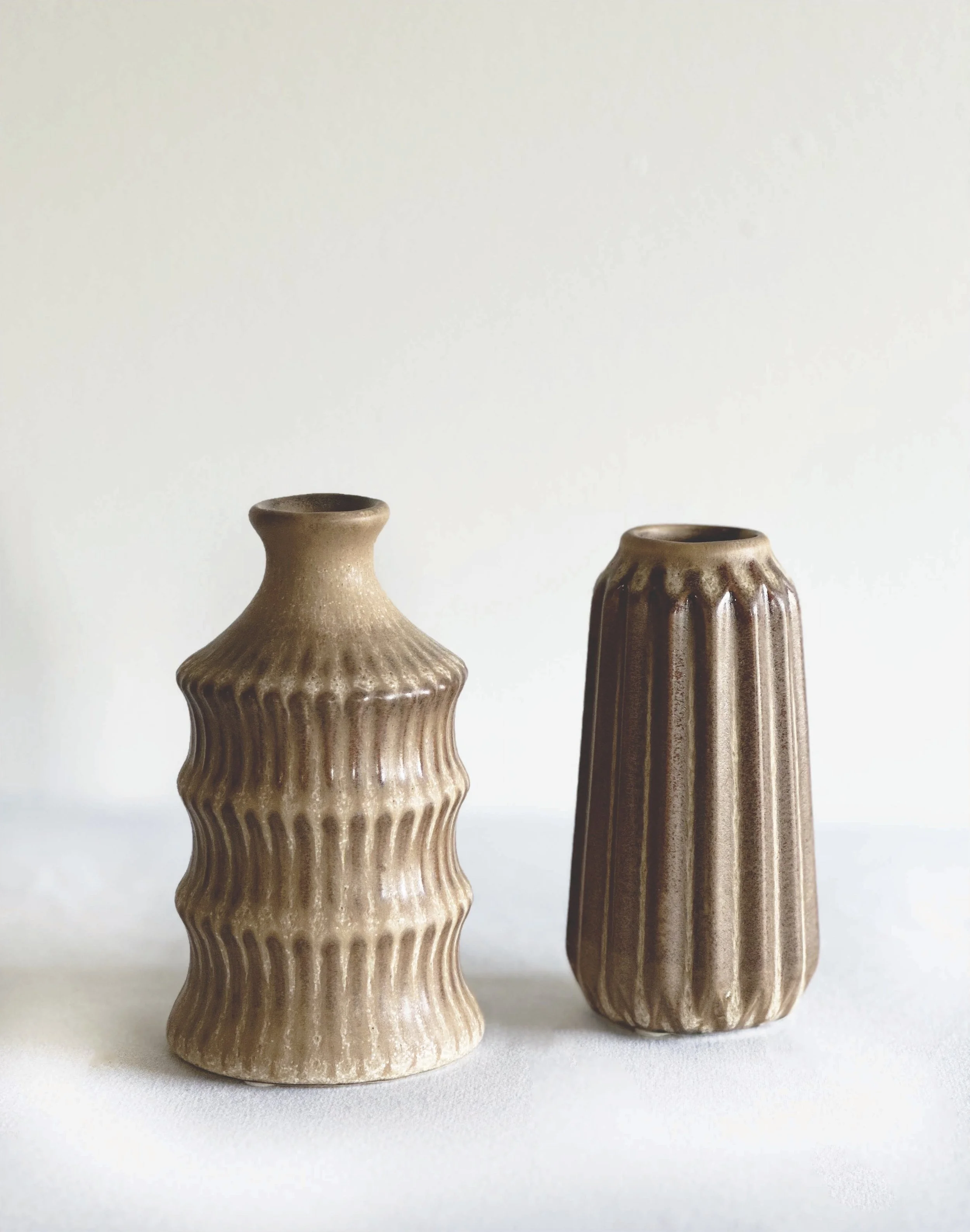 Mini Brown Reactive Glaze Ceramic Bud Vases (2.25"DIA x 4.25"H) 