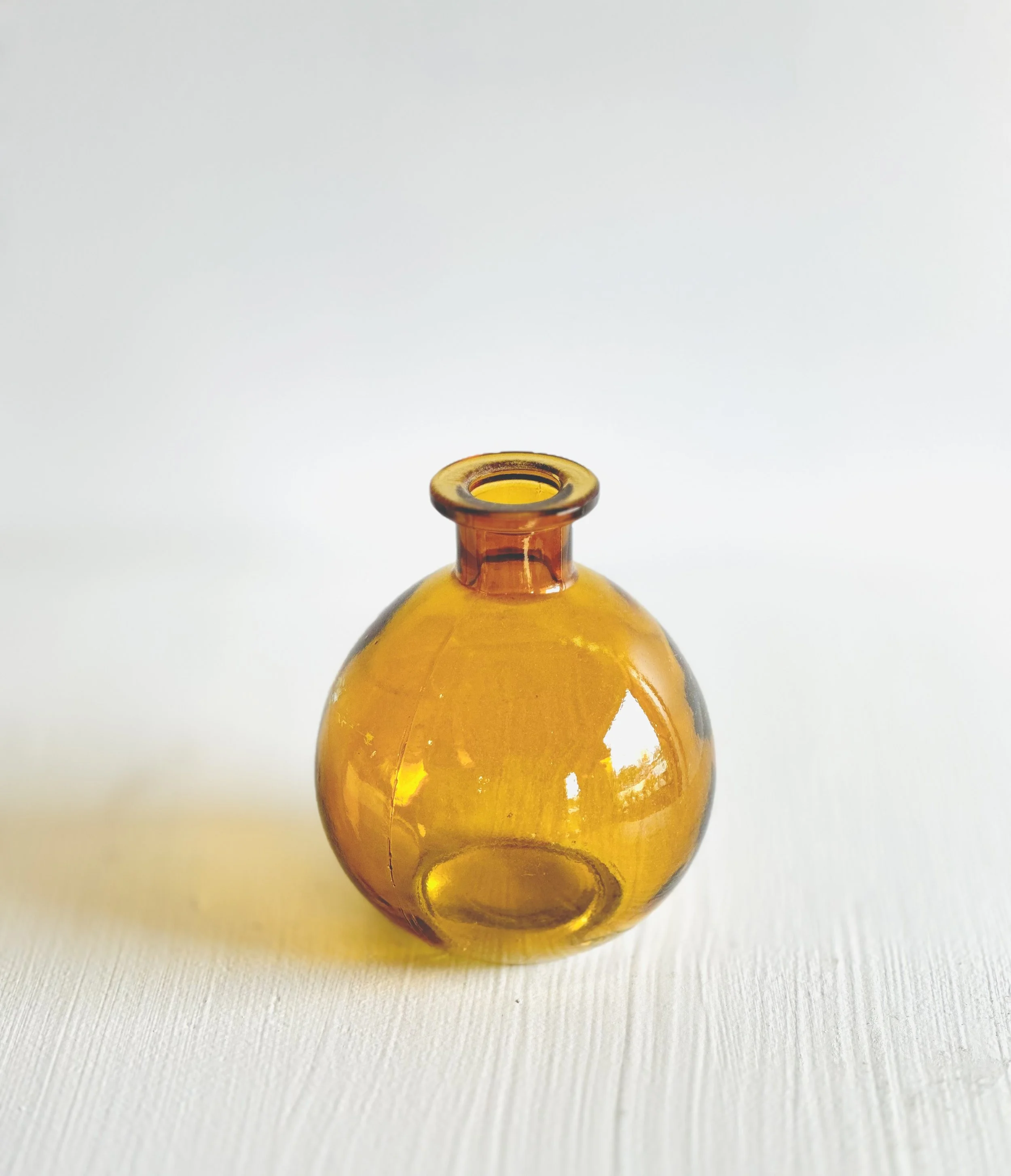 Amber Glass Round Bud Vase (3.3"D x 4"H)