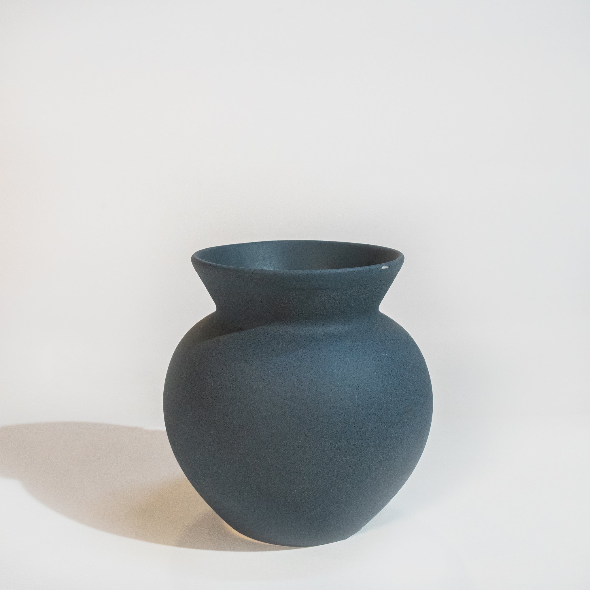 Matte Black Bud Vase (4.25" x 4.25" x 4")