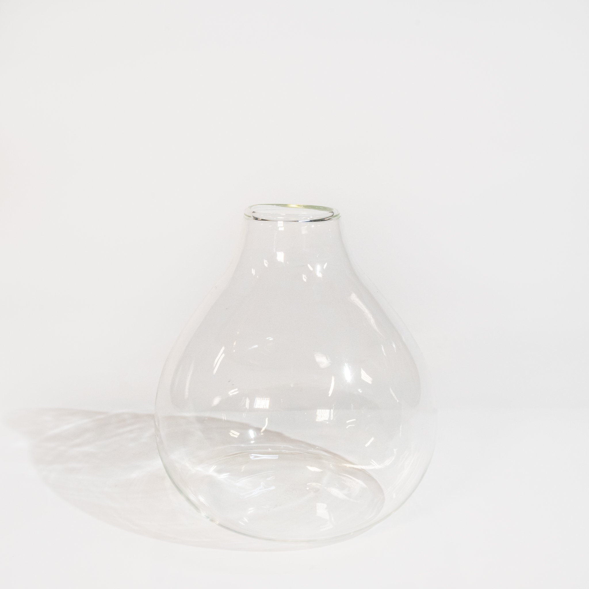 Joyce Bud Vase (4" x 4")