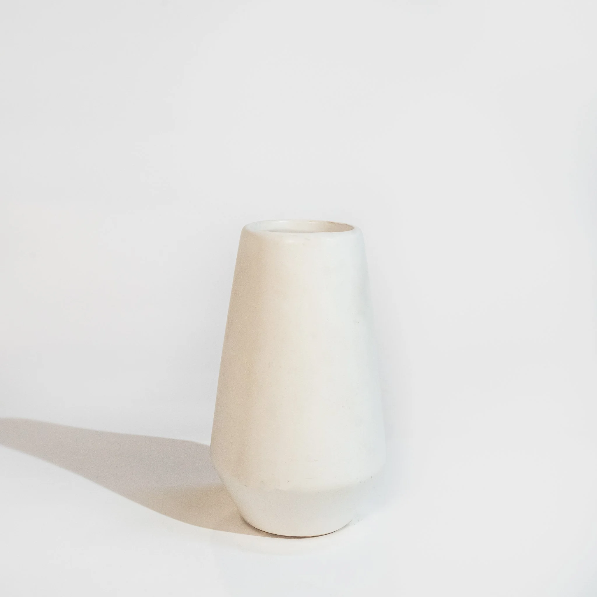 Mod Bauble Bud Vase Assorted - White