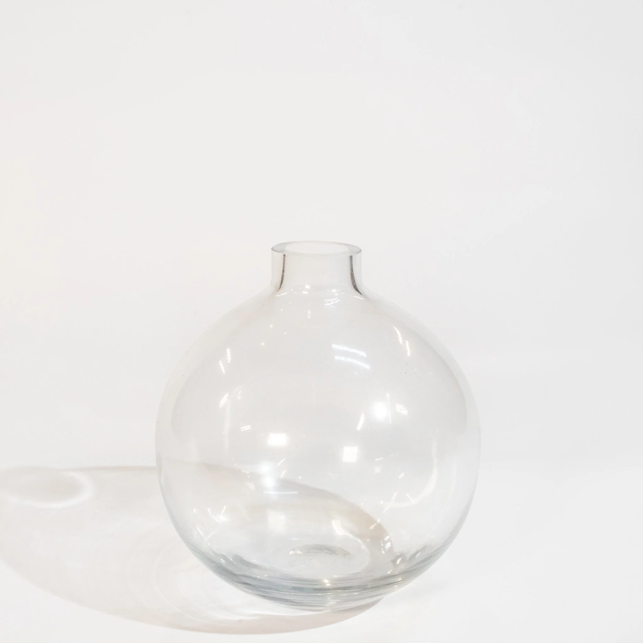 Chim Bud Vase (5"x 5.75")