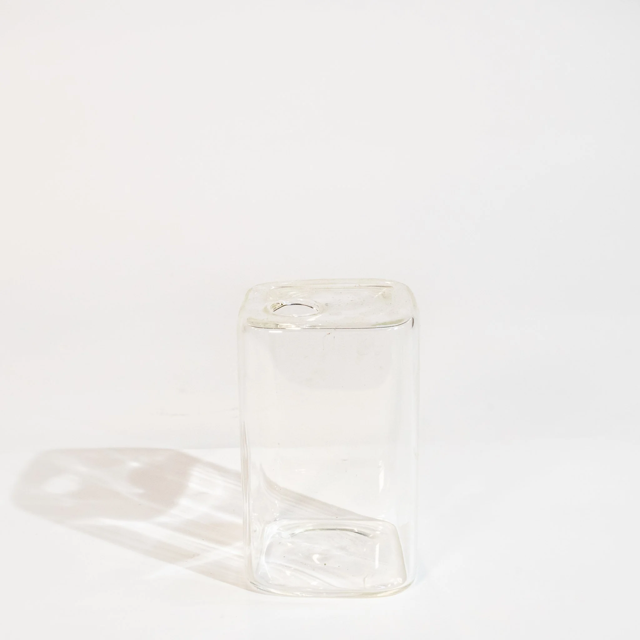 Flora Vase (2.5'' x 4.75'')