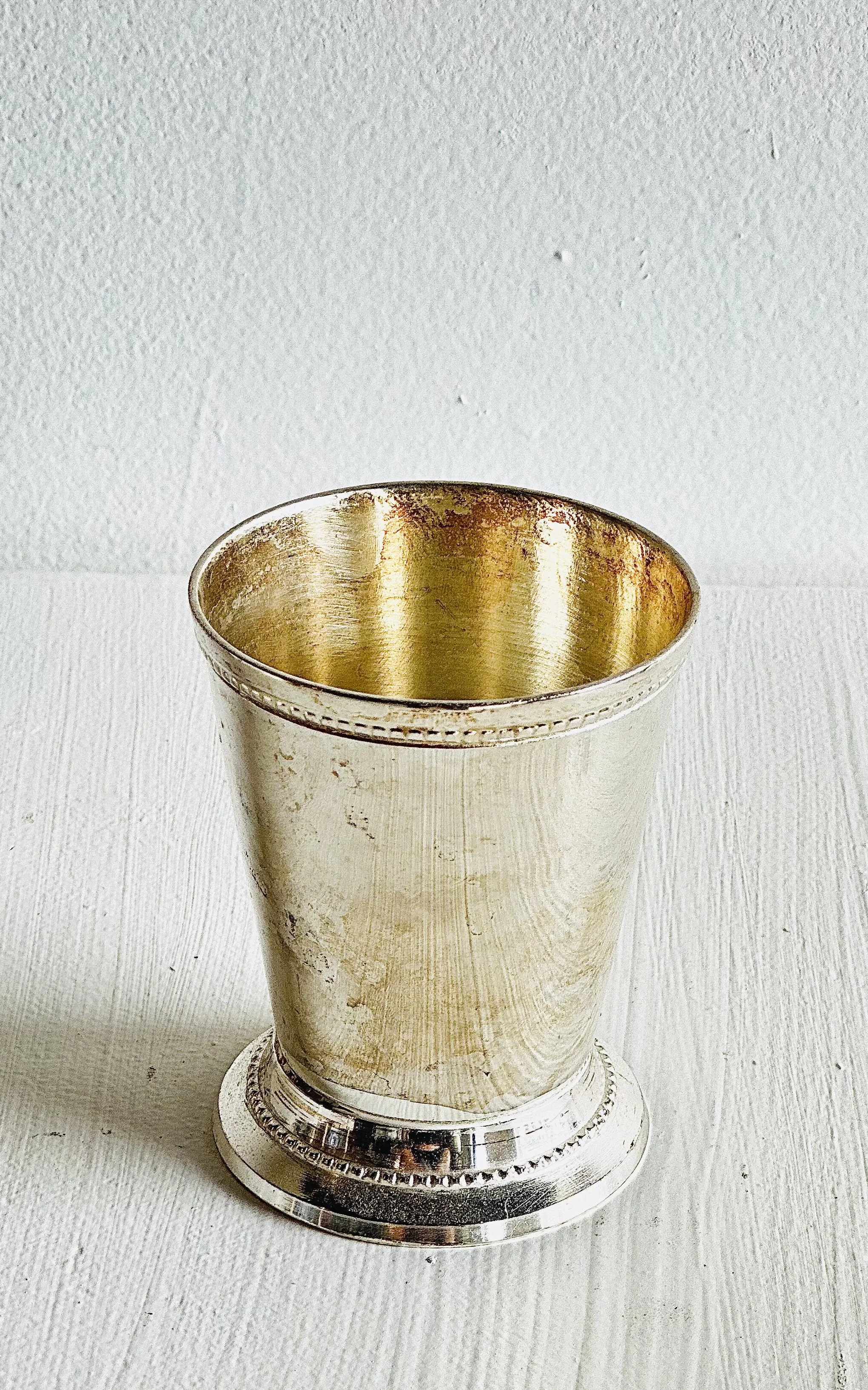 Small Silver Gold Julep Vase (Appx. 3.5"D × 4.5″H)