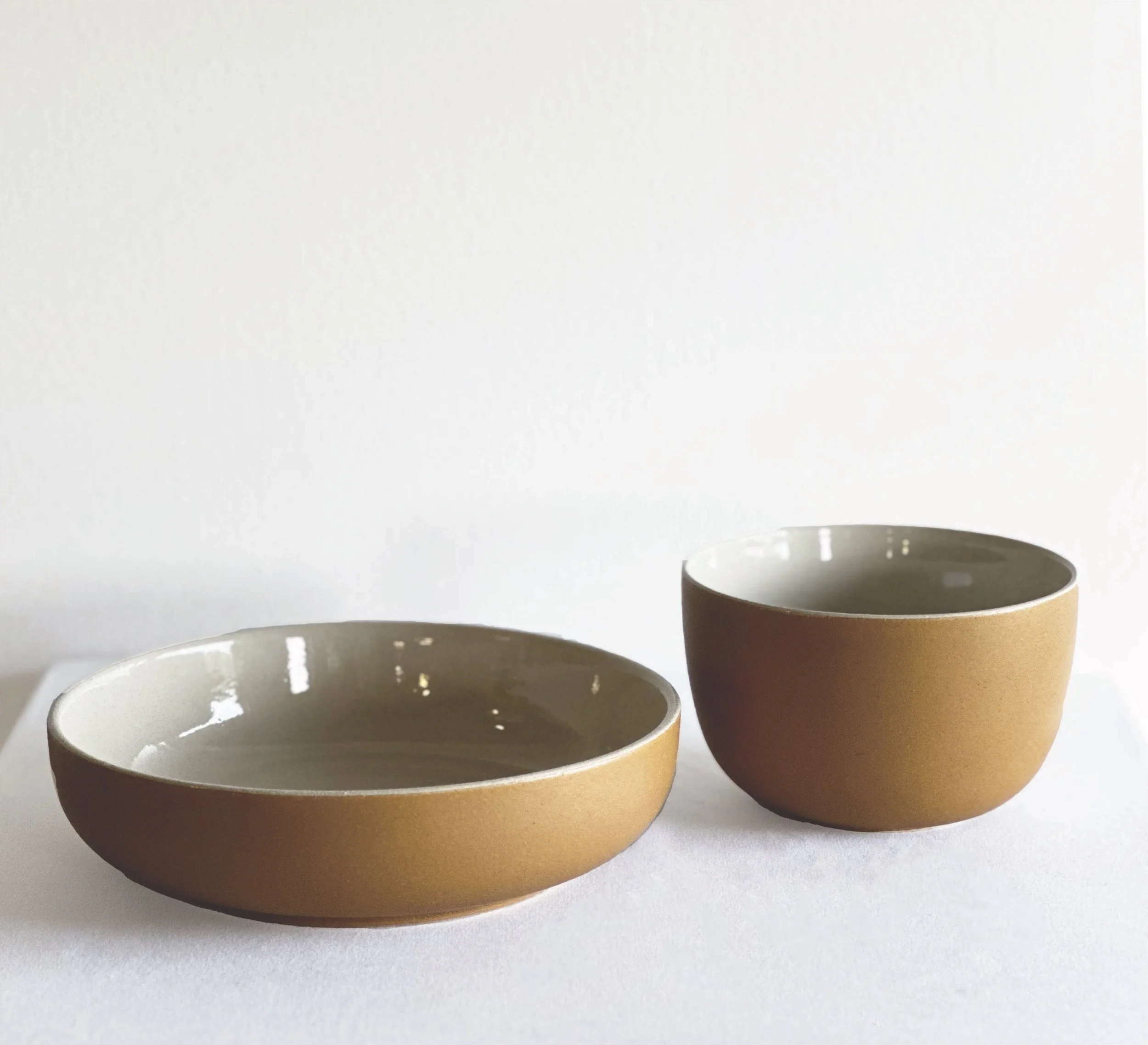 Kaloh Stoneware Bowls (7.75"diam. x 2"h.) + (5"diam. x 3.25"h.)