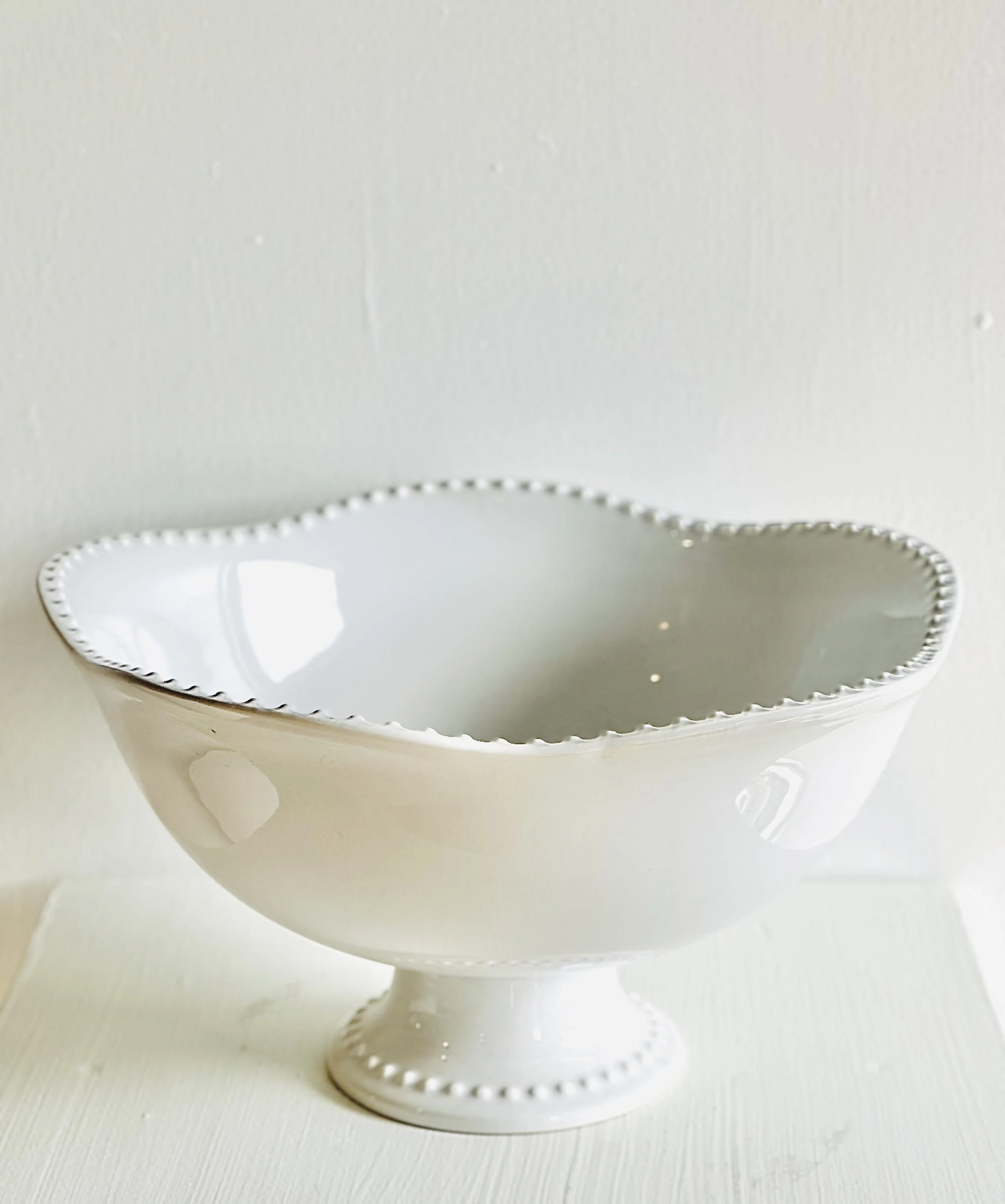 Emma Beaded Stoneware Footed Bowl (12.25"D x 6.5"H)